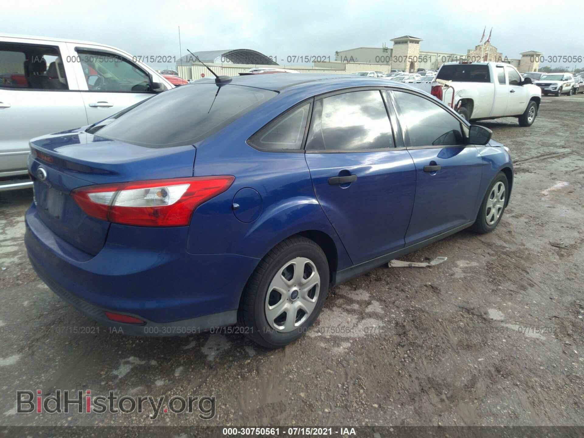 2012 FORD FOCUS - VIN: 1FAHP3E27CL294452 - Photo 4