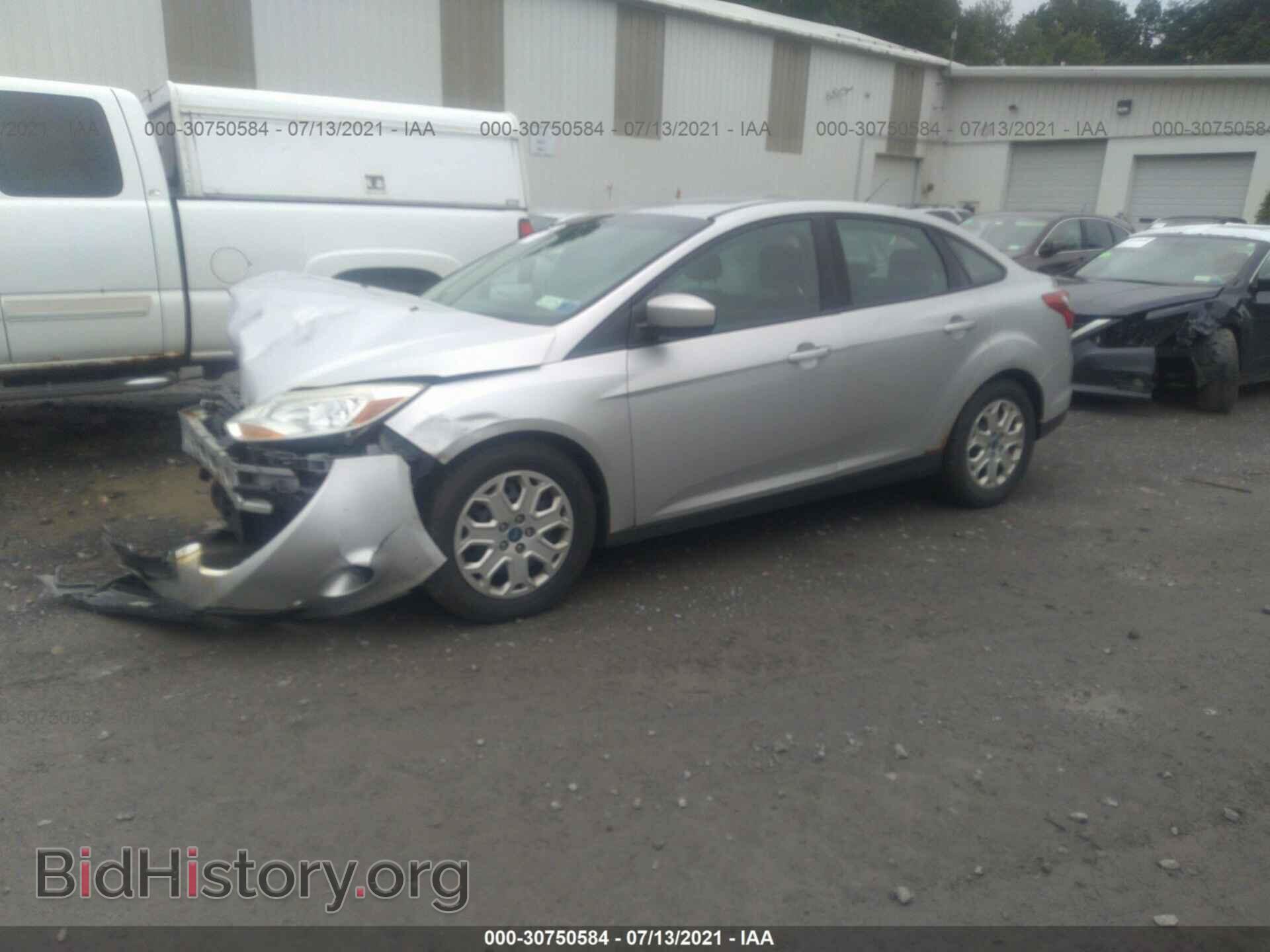 2012 FORD FOCUS - VIN: 1FAHP3F2XCL207710 - Photo 2