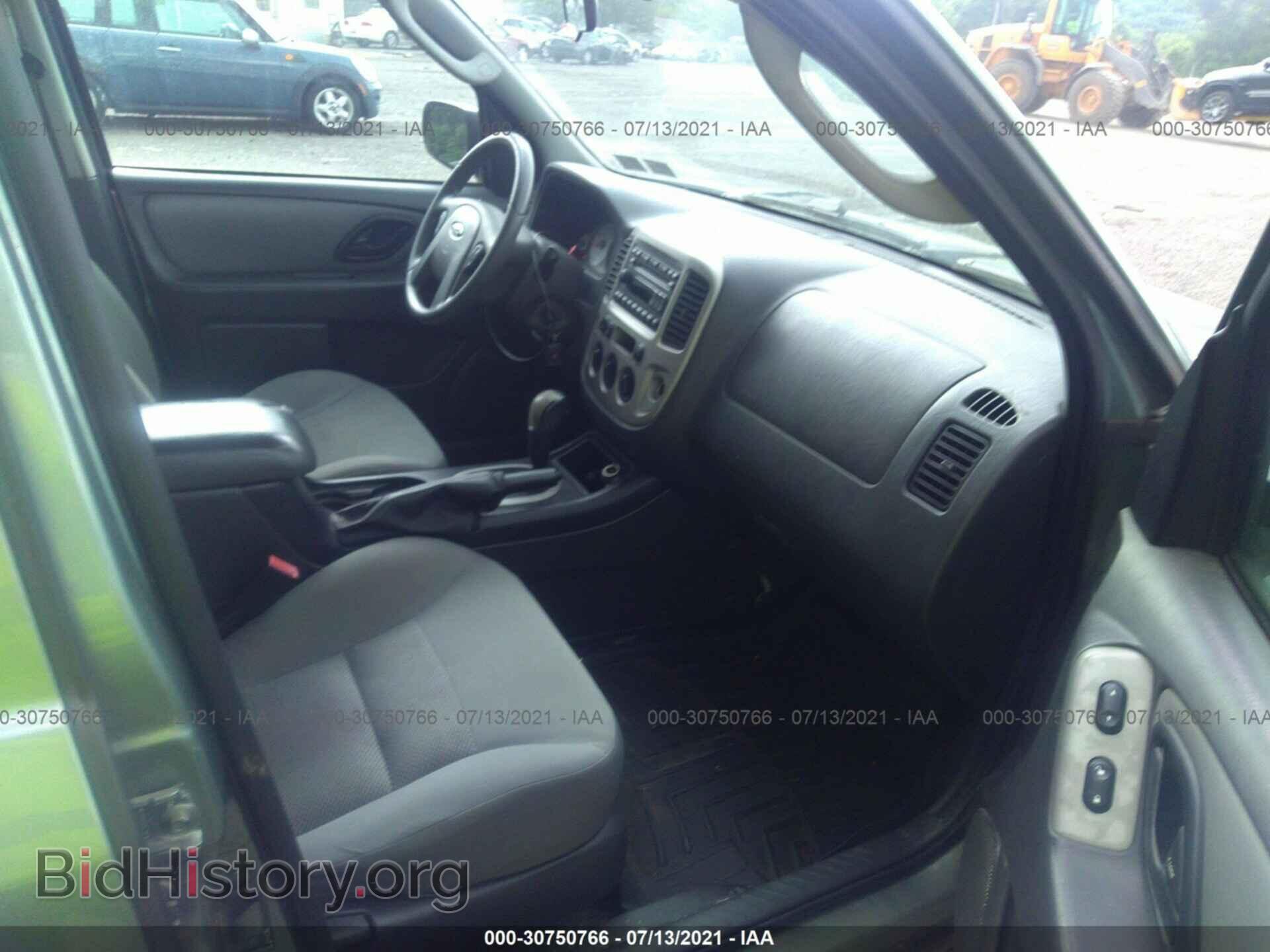 2007 FORD ESCAPE - VIN: 1FMYU93107KB19628 - Фото 5