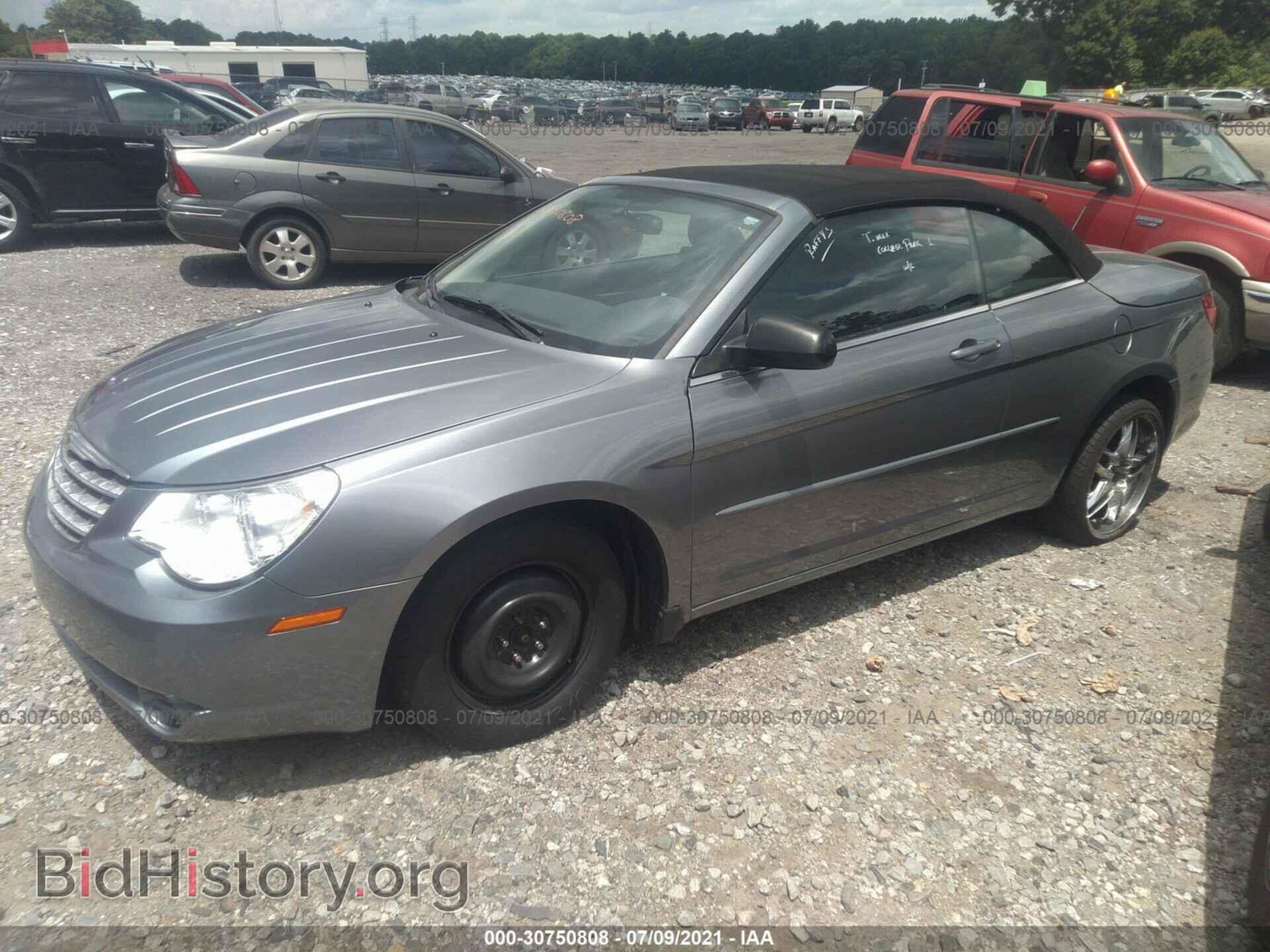 2009 CHRYSLER SEBRING - VIN: 1C3LC45B59N540048 - Фото 2