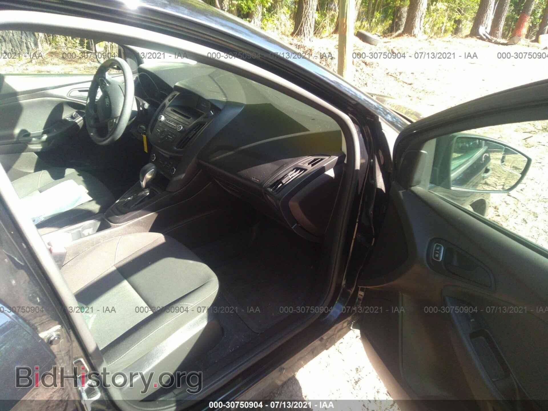 2016 FORD FOCUS - VIN: 1FADP3E24GL390057 - Фото 5