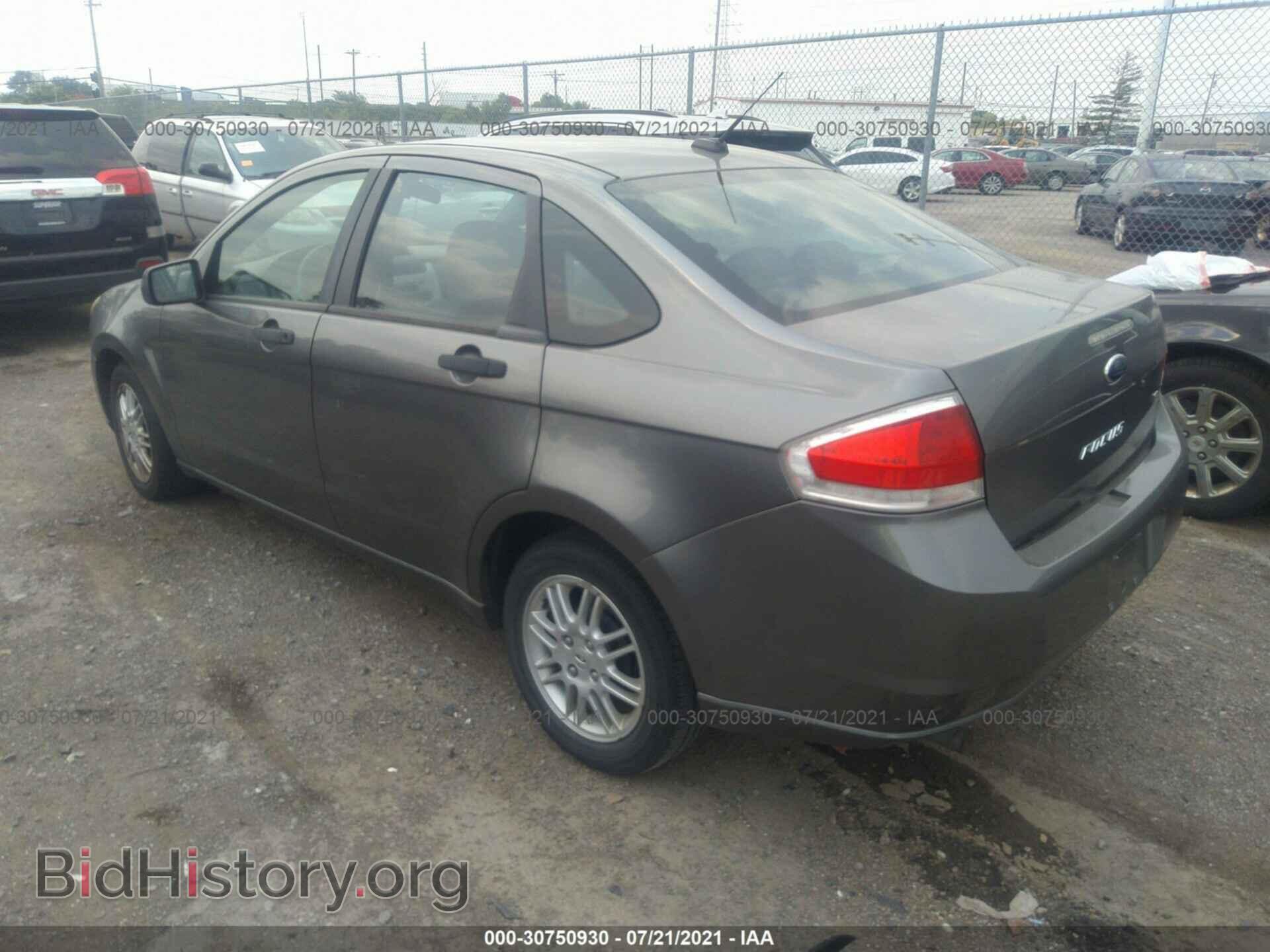 2010 FORD FOCUS - VIN: 1FAHP3FN9AW184068 - Фото 3