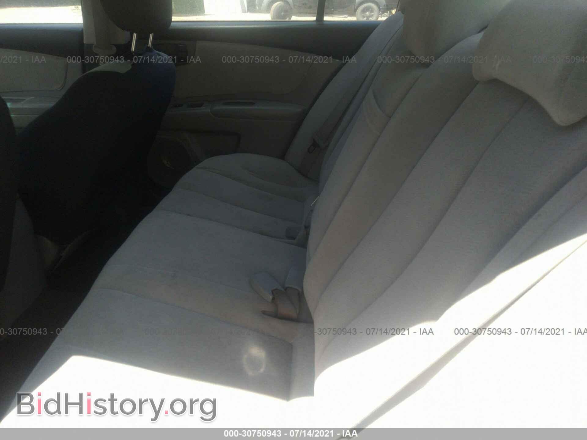 2009 KIA OPTIMA - VIN: KNAGE228495333765 - Фото 8
