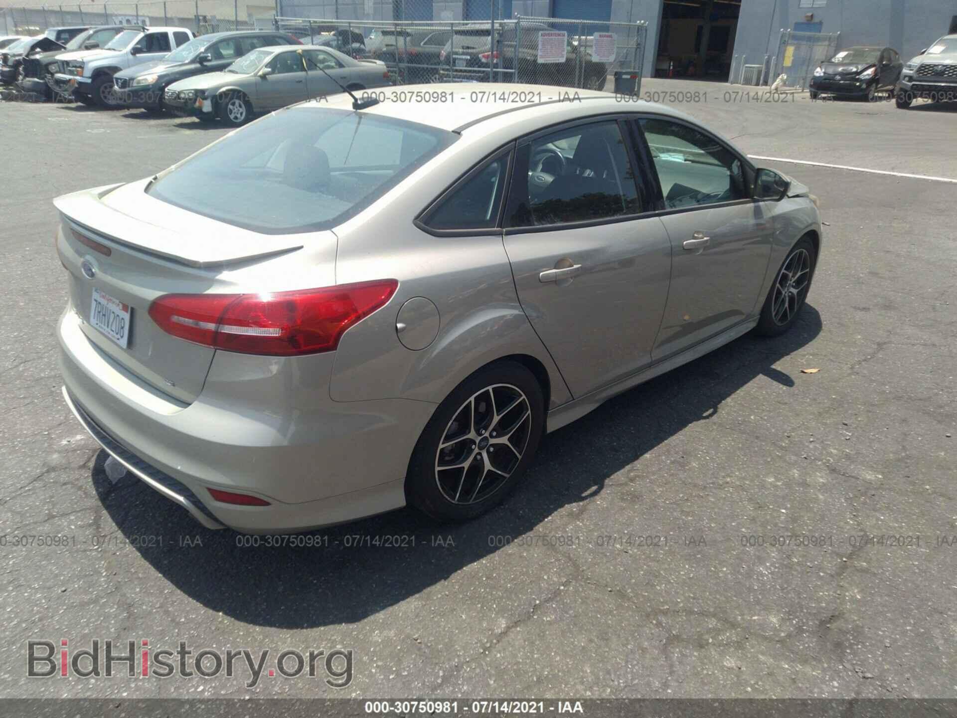 2015 FORD FOCUS - VIN: 1FADP3F2XFL380503 - Фото 4