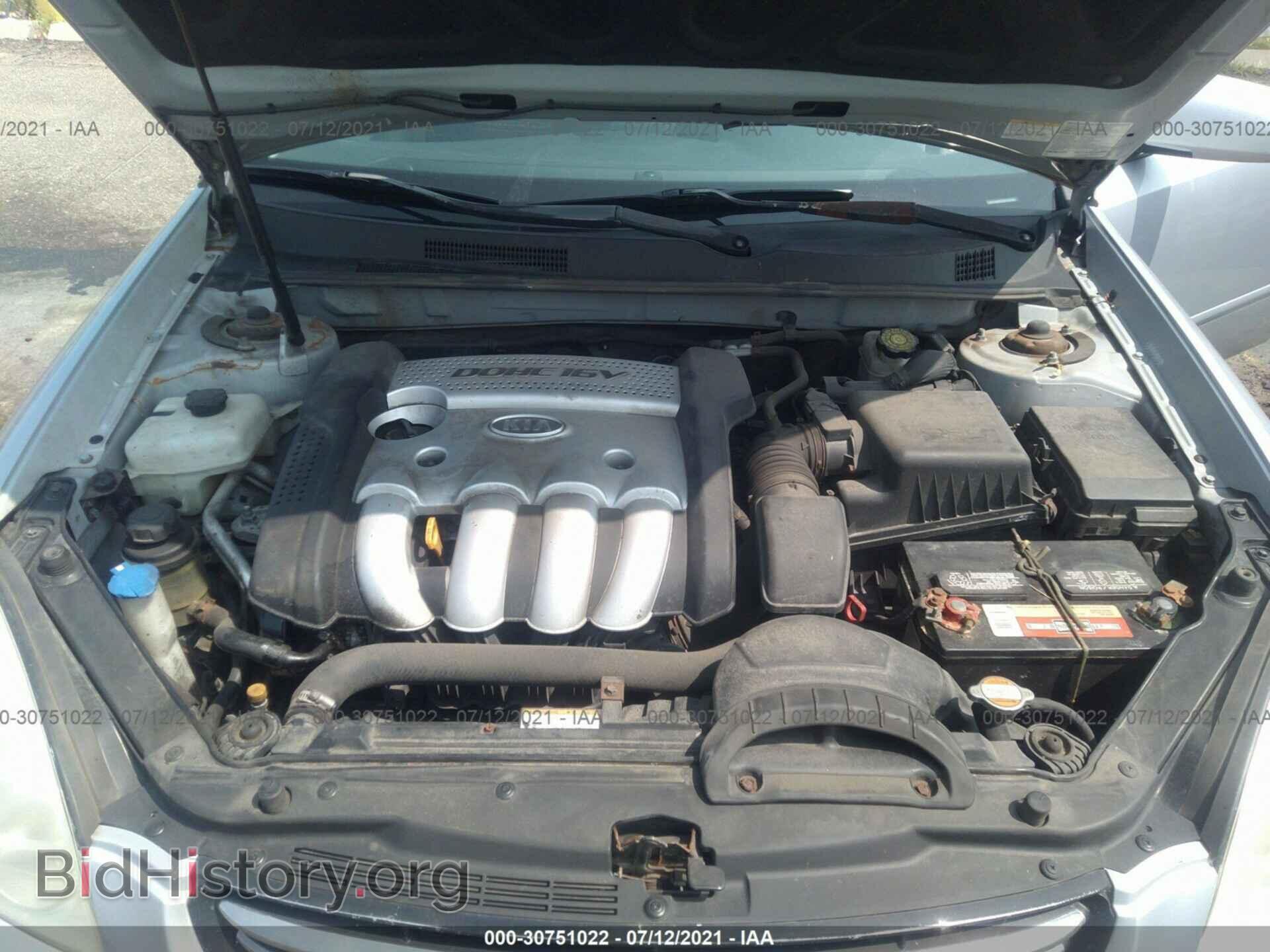 2006 KIA OPTIMA - VIN: KNAGE123065029505 - Фото 10