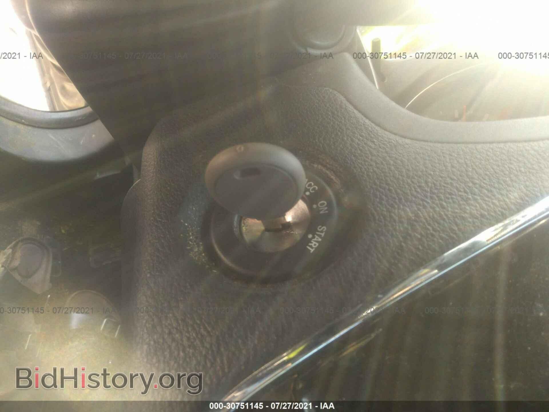 2012 CHRYSLER 200 - VIN: 1C3CCBAB7CN273593 - Фото 11