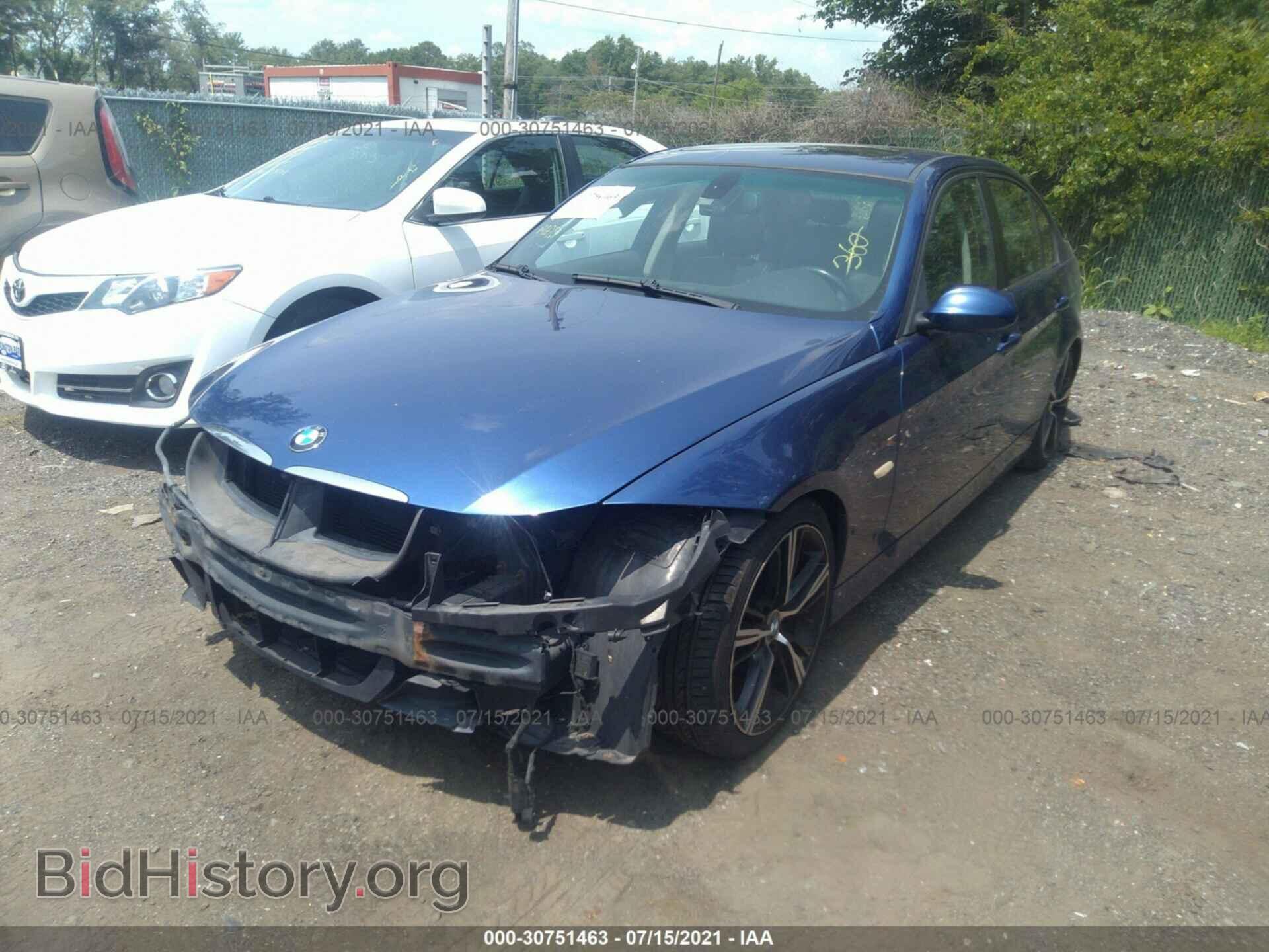 2007 BMW 3 SERIES - VIN: WBAVC73507A236209 - Фото 2