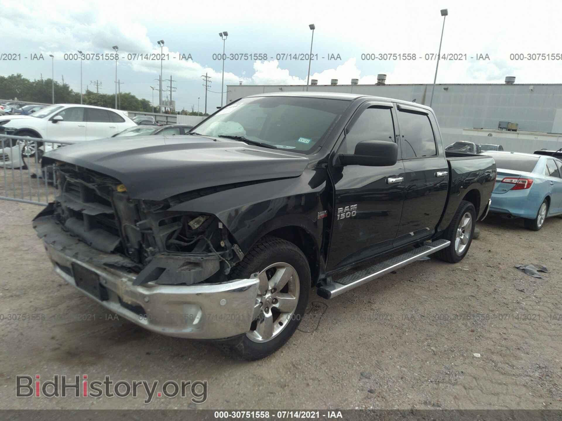 2015 RAM 1500 - VIN: 1C6RR6LT5FS686059 - Photo 2