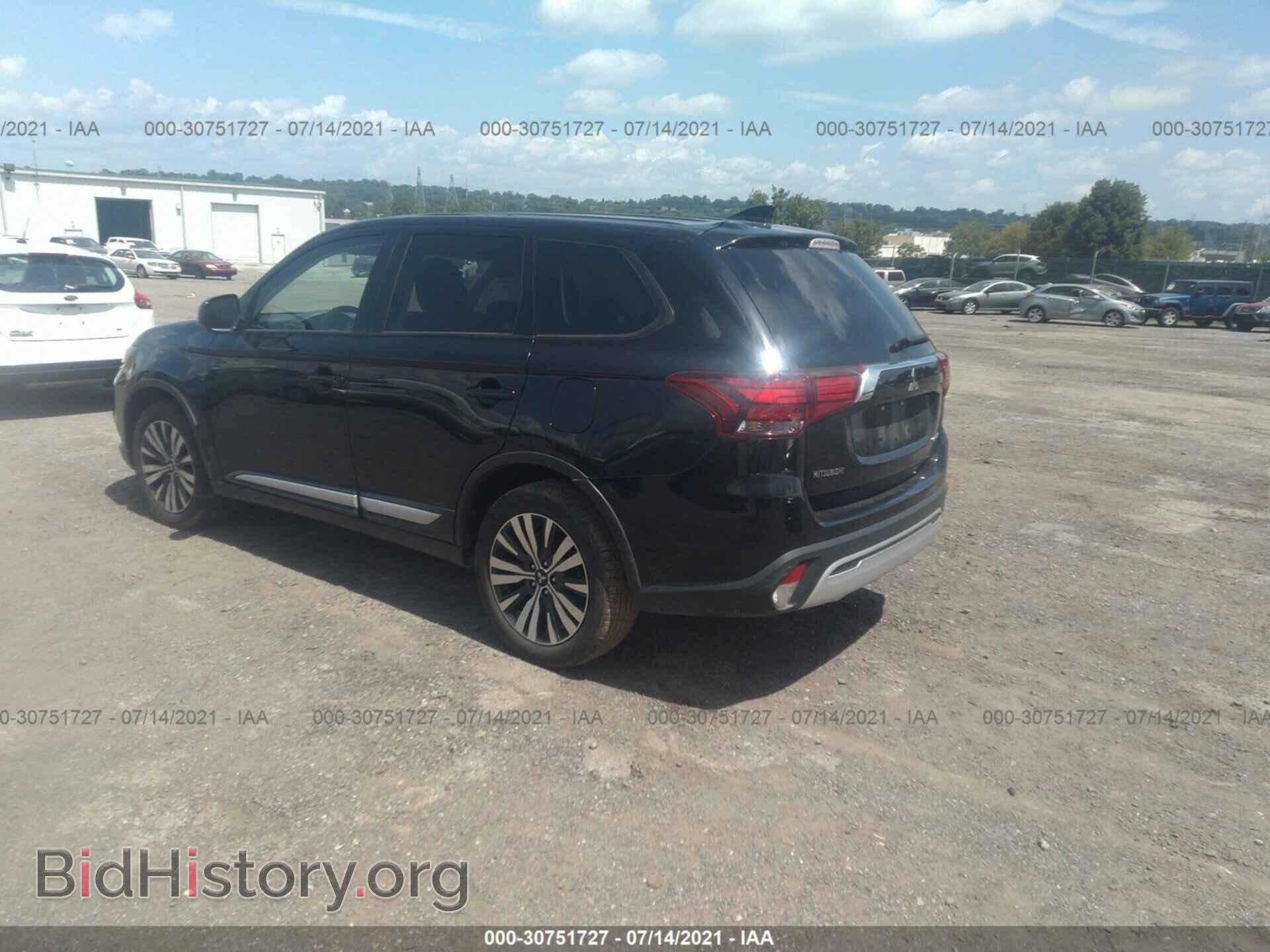 2019 MITSUBISHI OUTLANDER - VIN: JA4AD2A39KZ053723 - Фото 3