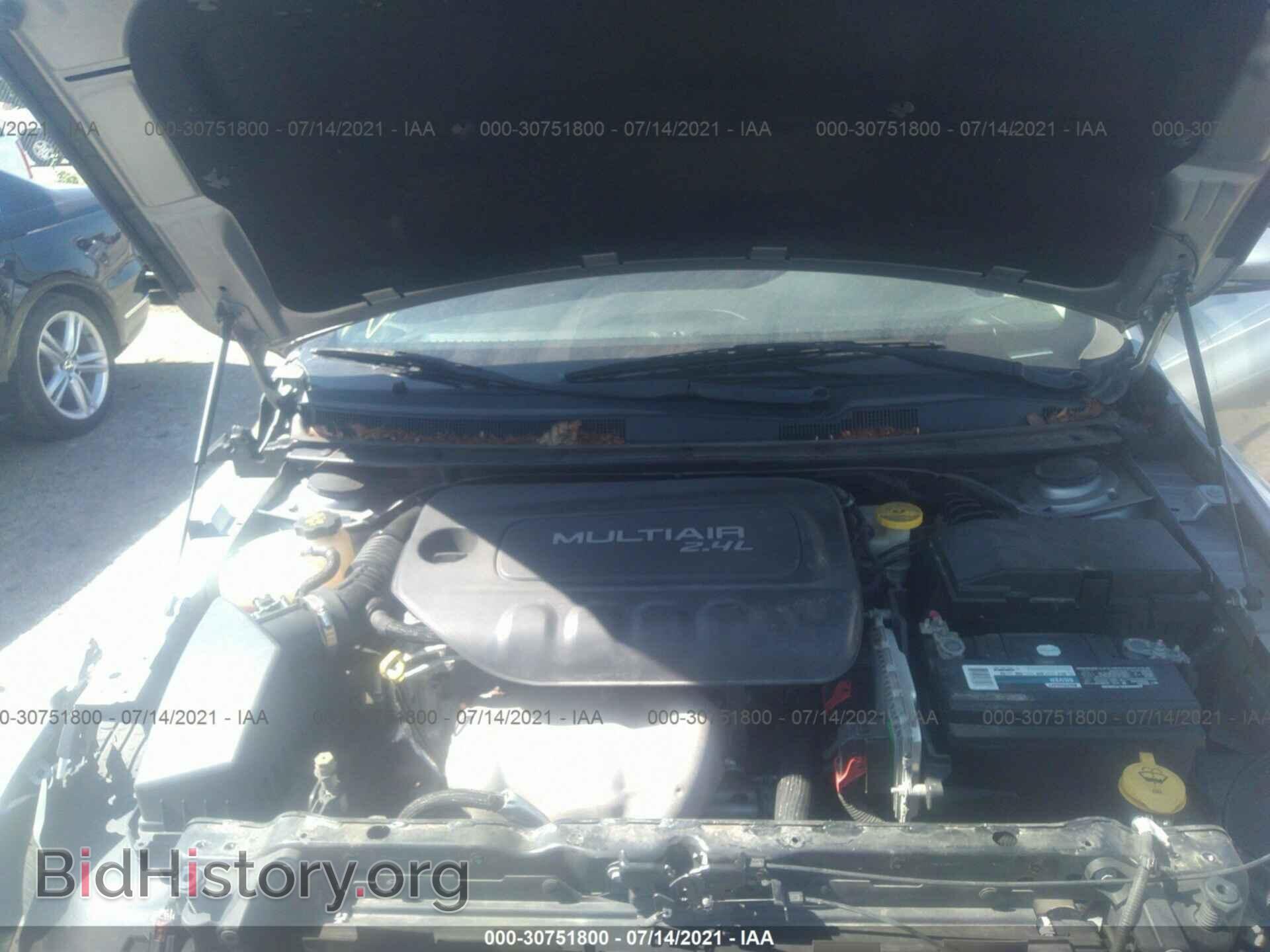 2015 CHRYSLER 200 - VIN: 1C3CCCAB8FN714643 - Фото 10