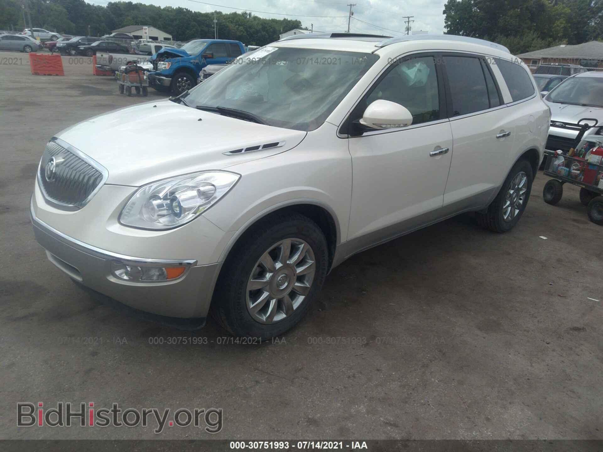 2012 BUICK ENCLAVE - VIN: 5GAKRCED8CJ399512 - Фото 2