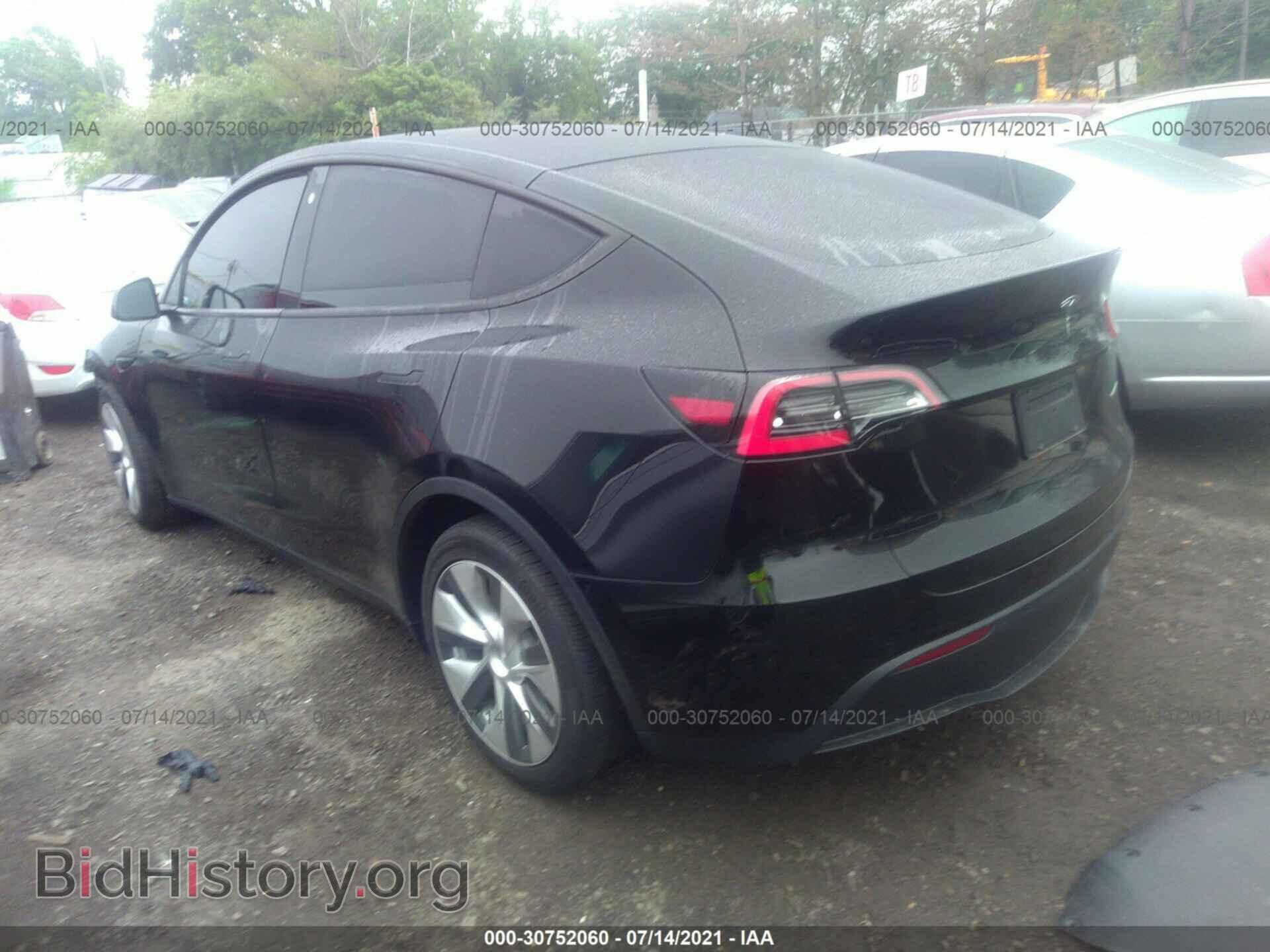 2021 TESLA MODEL Y - VIN: 5YJYGDED8MF107452 - Фото 3
