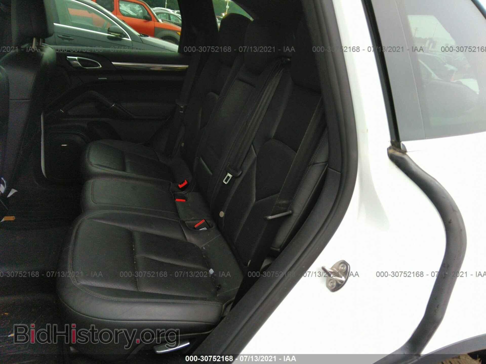 2014 PORSCHE CAYENNE - VIN: WP1AA2A20ELA93703 - Фото 8