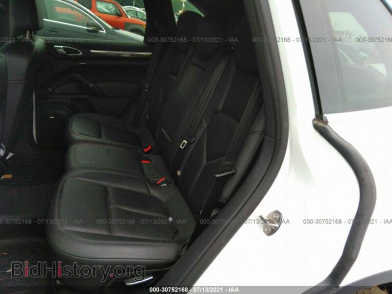 2014 Porsche CAYENNE (VIN WP1AA2A20ELA93703) — фото 8 из 11