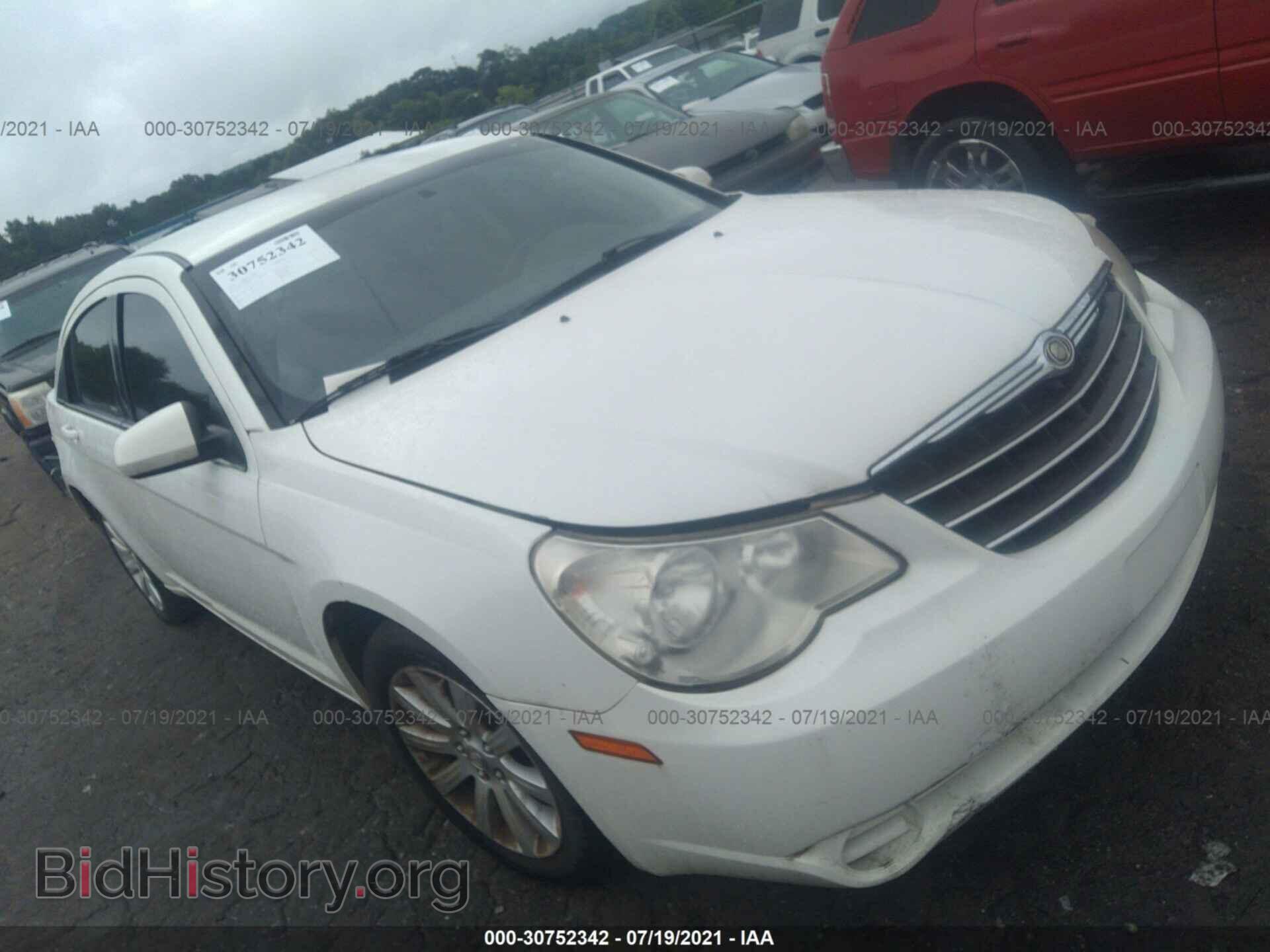 Фотография 1C3CC5FB8AN228315 - CHRYSLER SEBRING 2010
