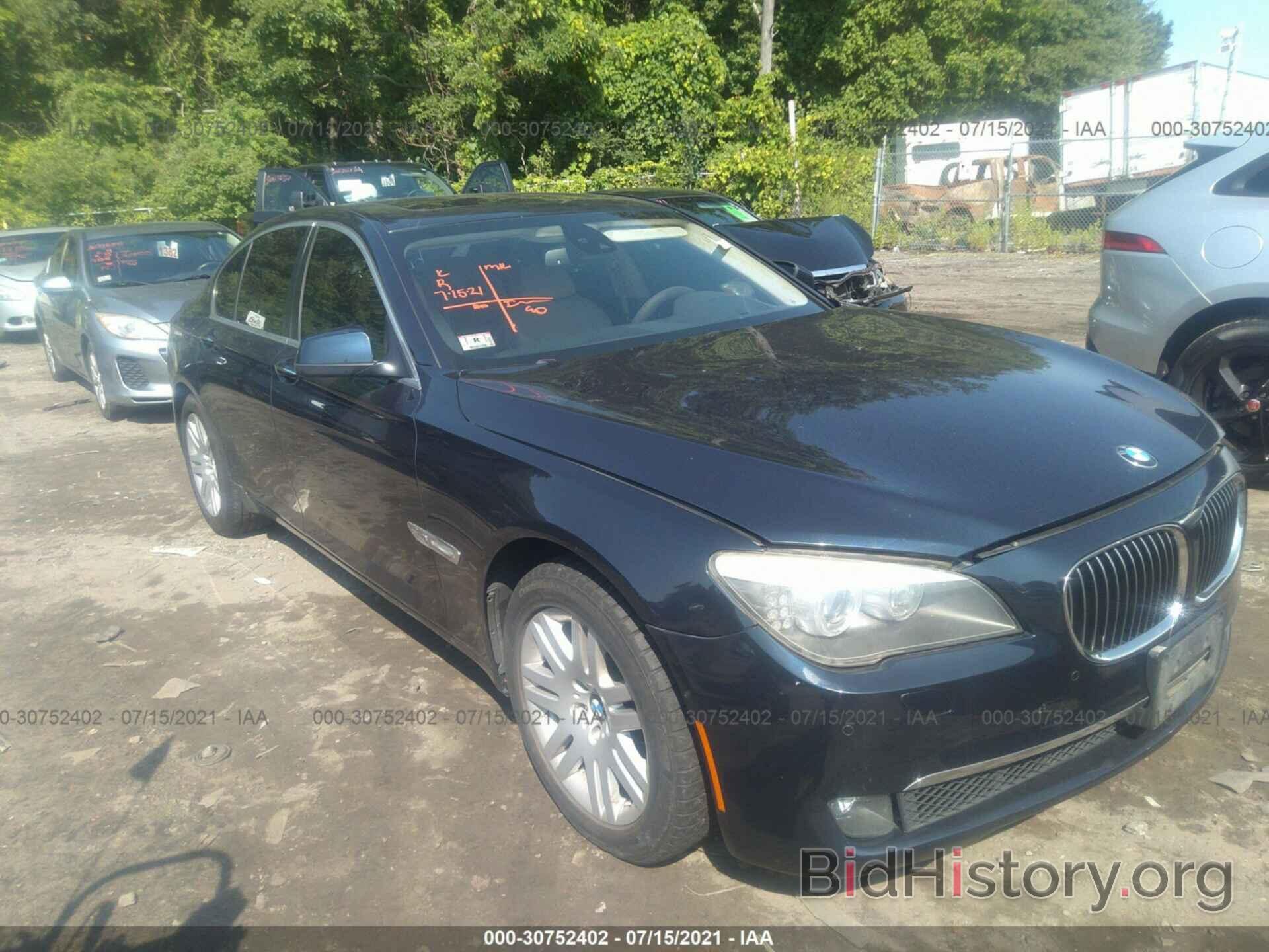 Фотография WBAKC6C53CC396385 - BMW 7 SERIES 2012