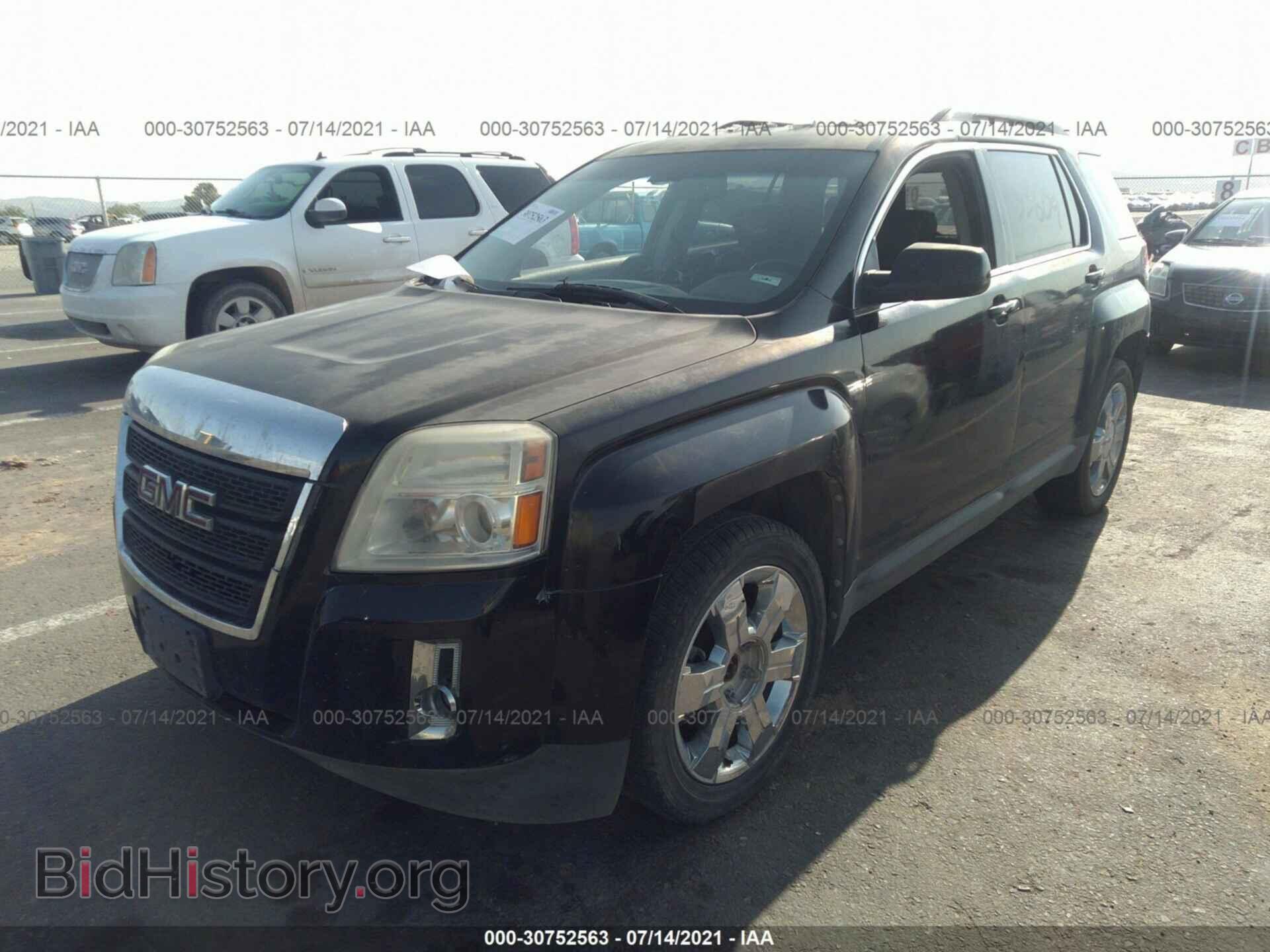 2010 GMC TERRAIN - VIN: 2CTFLGEY6A6272753 - Фото 2