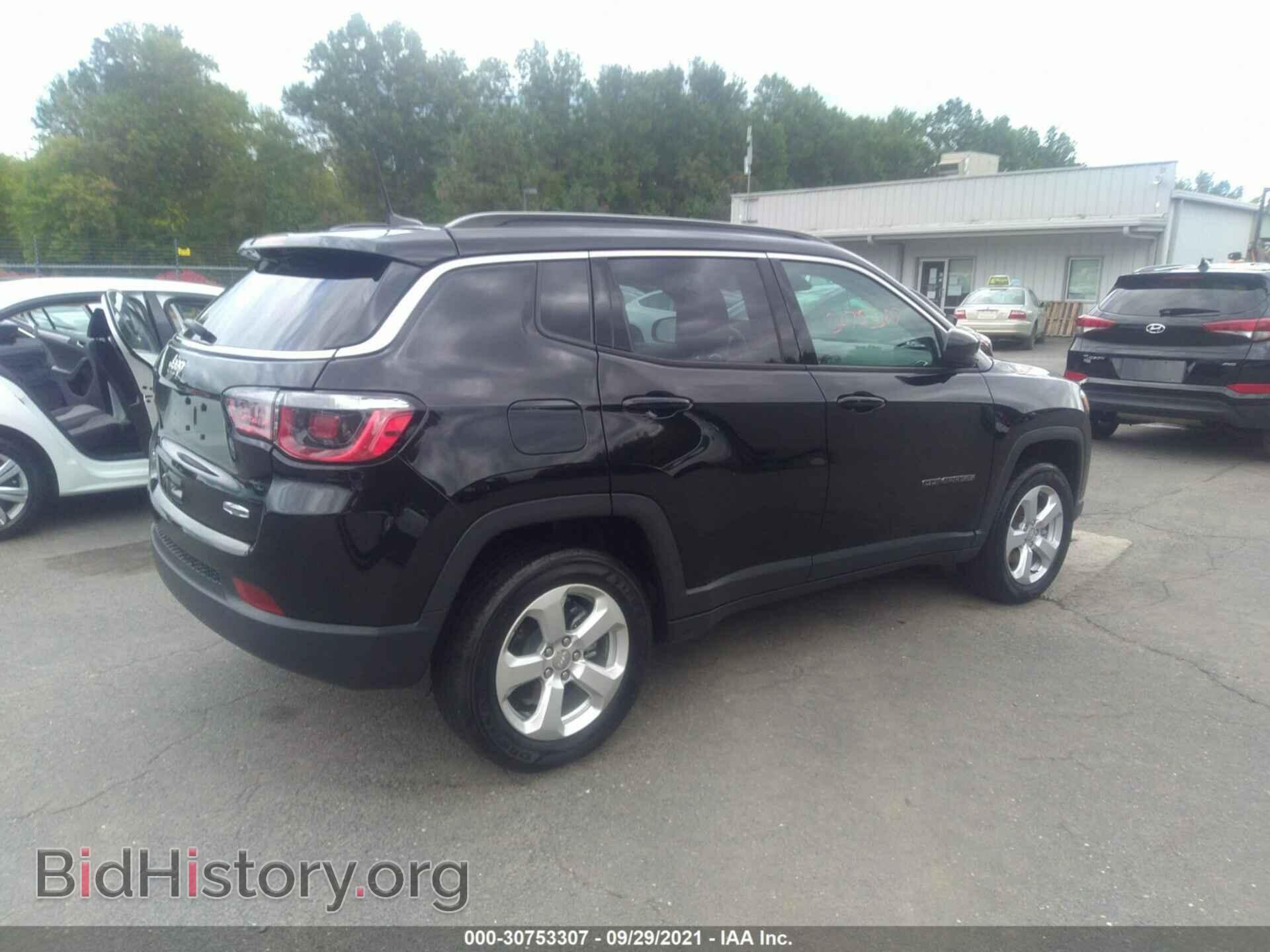 2019 JEEP COMPASS - VIN: 3C4NJDBBXKT593929 - Фото 4