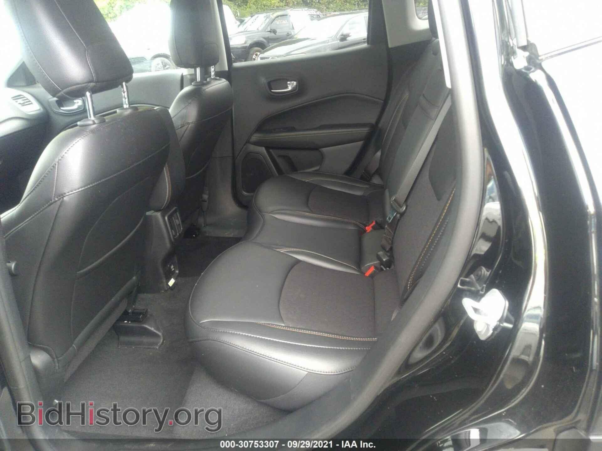 2019 JEEP COMPASS - VIN: 3C4NJDBBXKT593929 - Фото 8