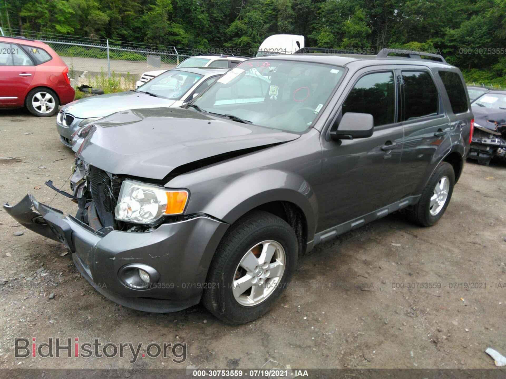 2012 FORD ESCAPE - VIN: 1FMCU0D76CKA17592 - Фото 2