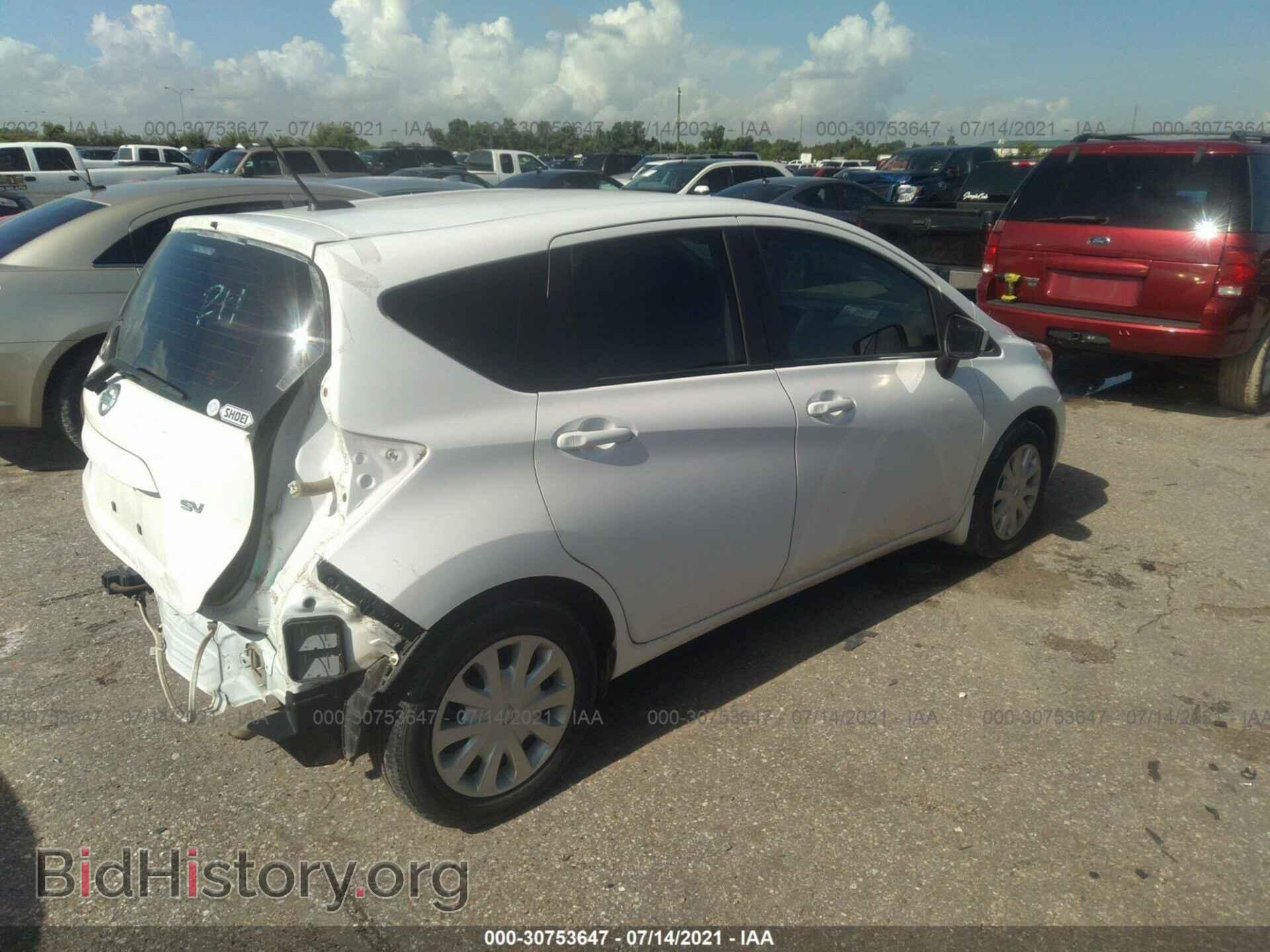 2016 NISSAN VERSA NOTE - VIN: 3N1CE2CPXGL409996 - Photo 4