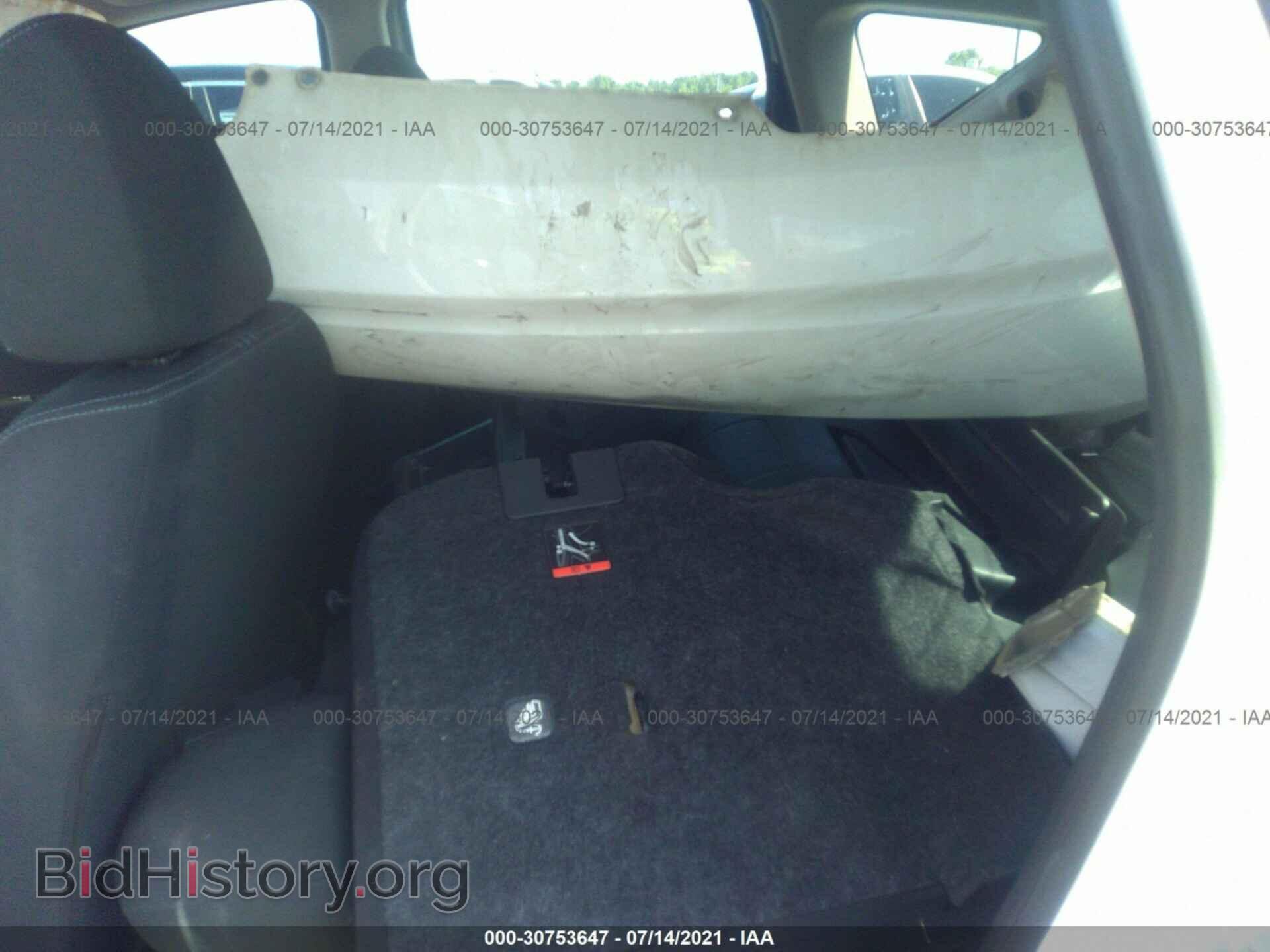 2016 NISSAN VERSA NOTE - VIN: 3N1CE2CPXGL409996 - Photo 8
