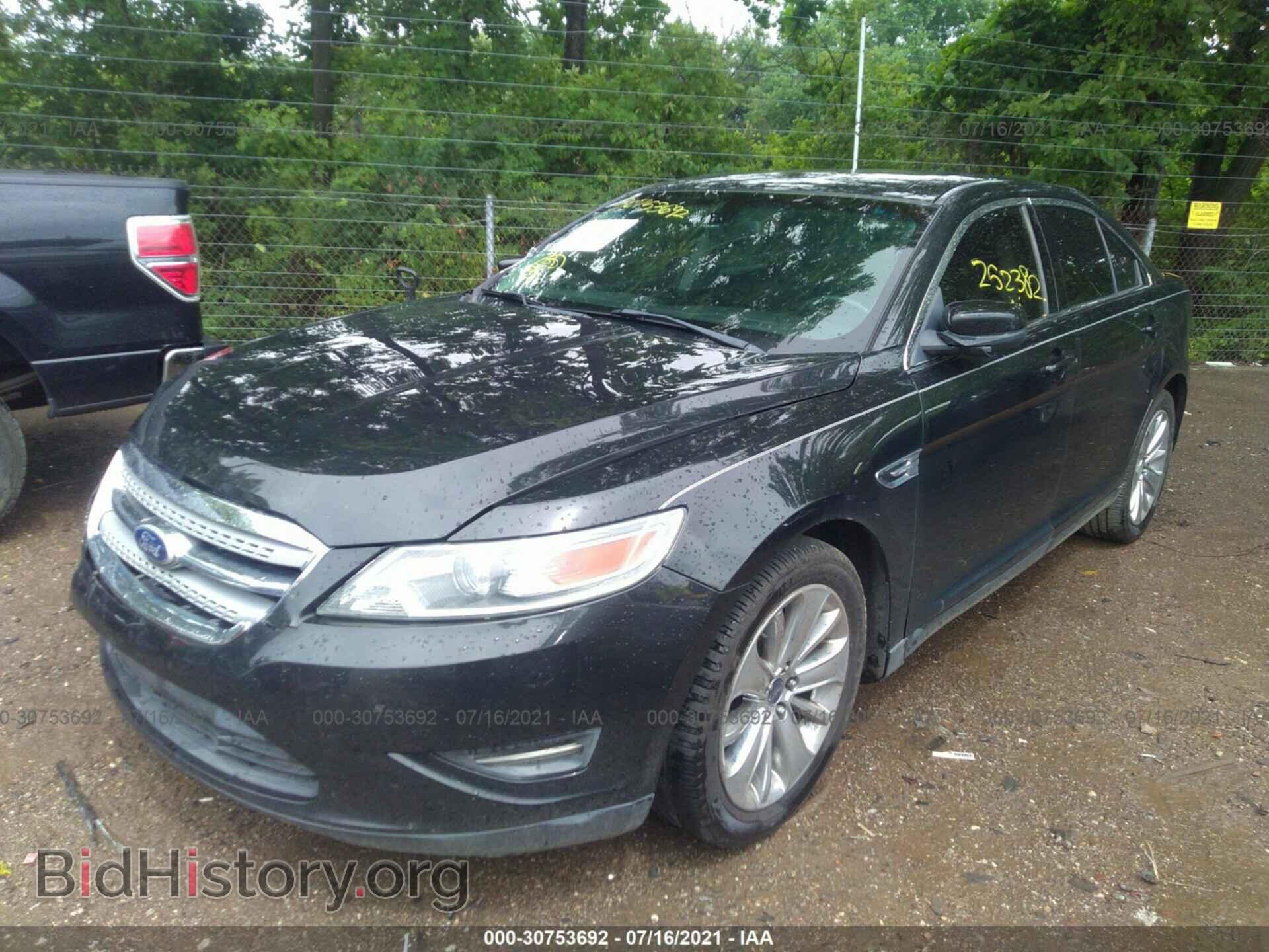 2011 FORD TAURUS - VIN: 1FAHP2EWXBG109282 - Фото 2