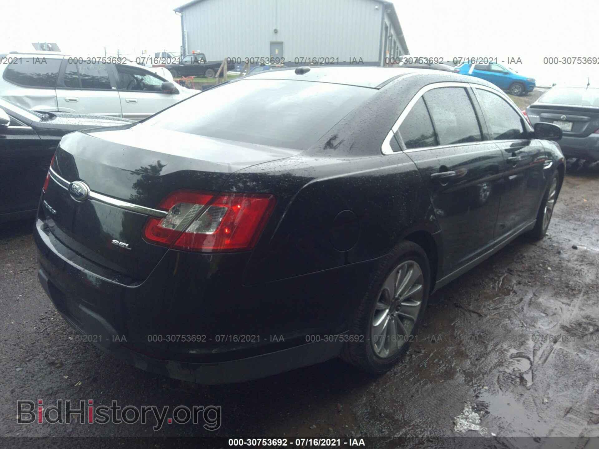 2011 FORD TAURUS - VIN: 1FAHP2EWXBG109282 - Фото 4