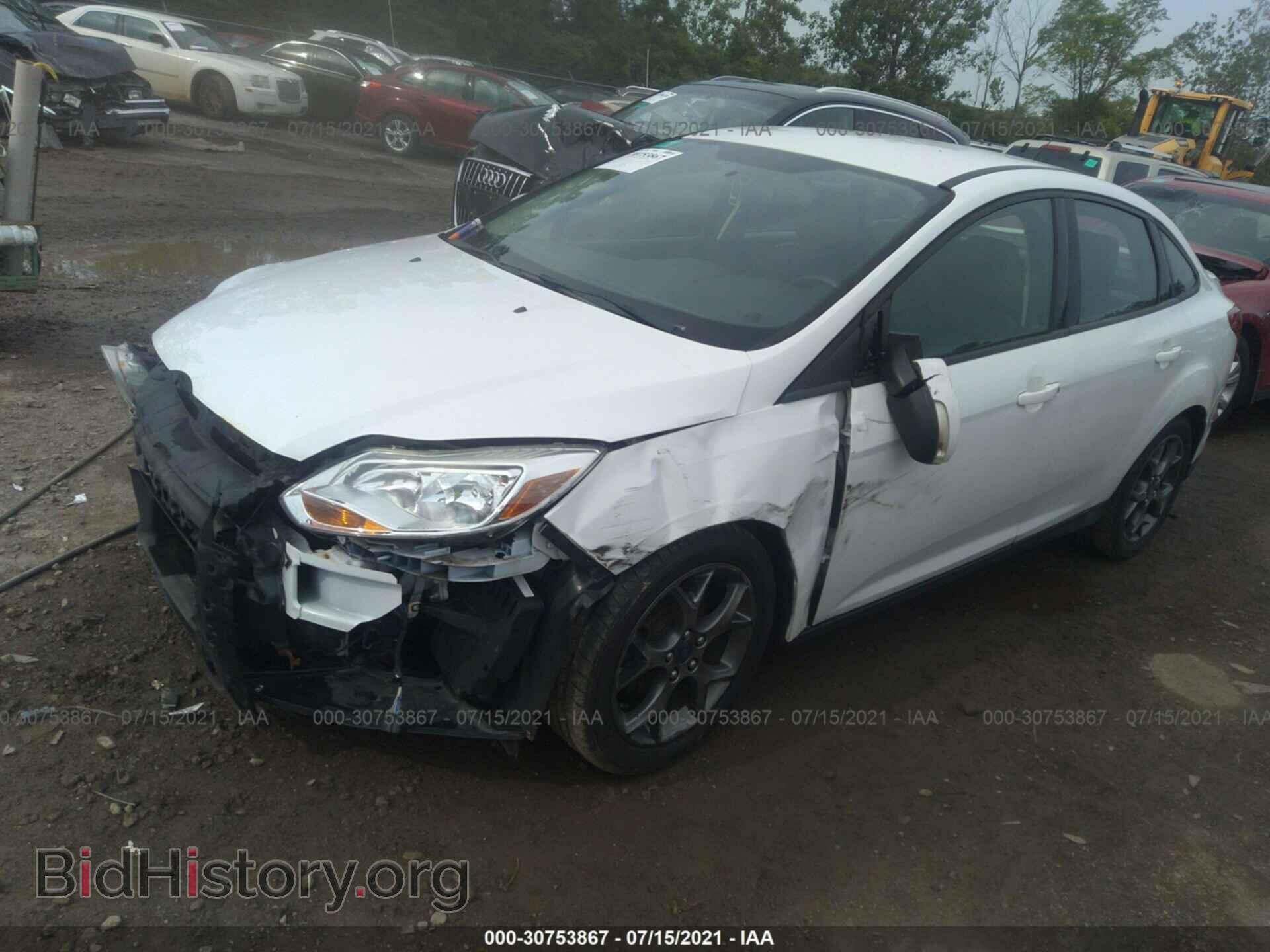 2013 FORD FOCUS - VIN: 1FADP3F23DL152453 - Фото 2