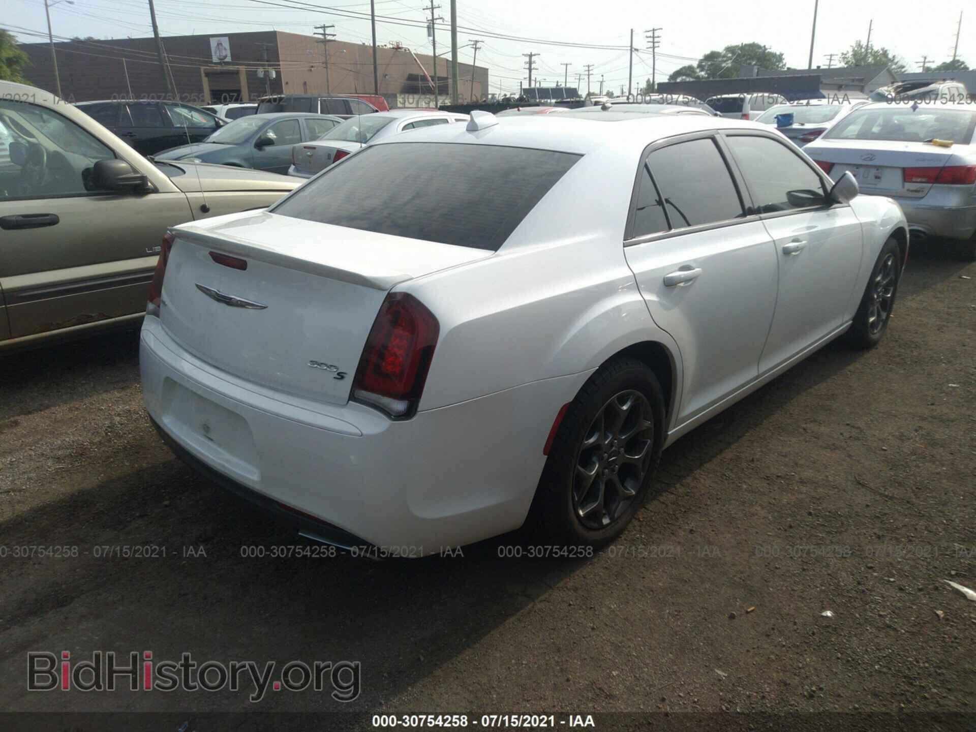 2015 CHRYSLER 300 - VIN: 2C3CCAGG4FH808776 - Фото 4