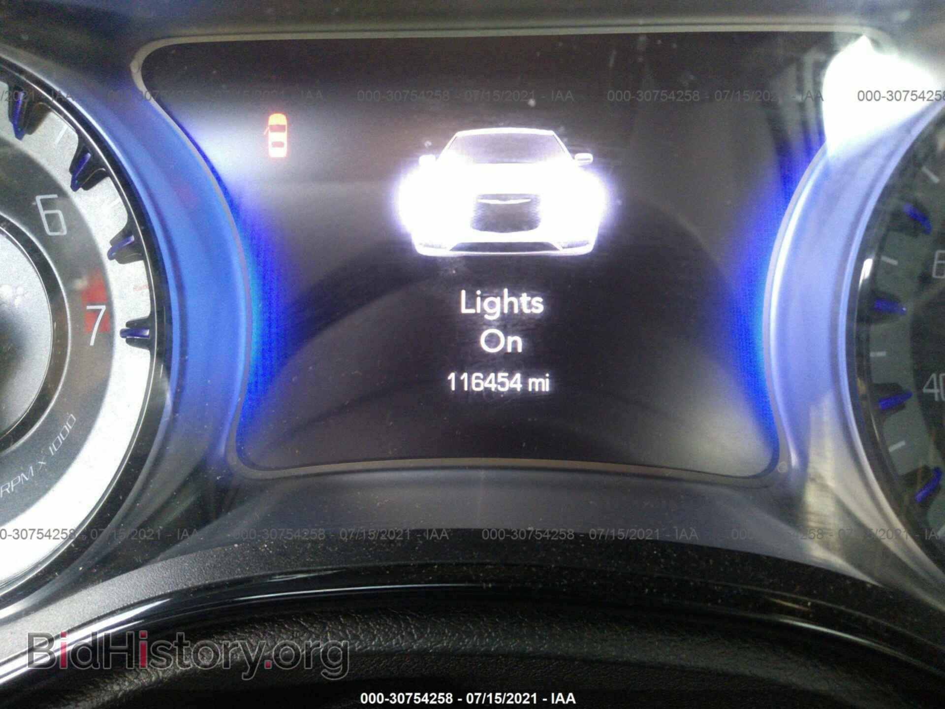 2015 CHRYSLER 300 - VIN: 2C3CCAGG4FH808776 - Фото 7