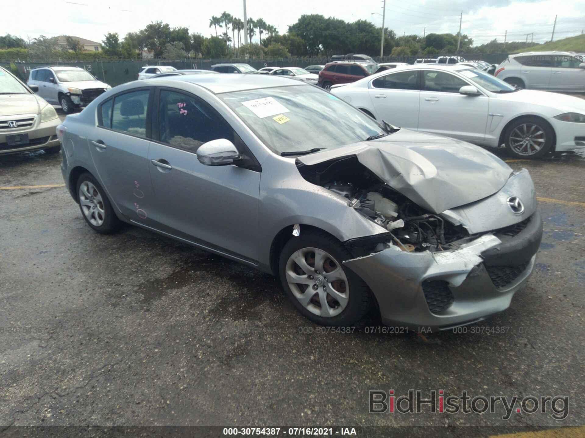 Photo JM1BL1UF2C1512183 - MAZDA MAZDA3 2012