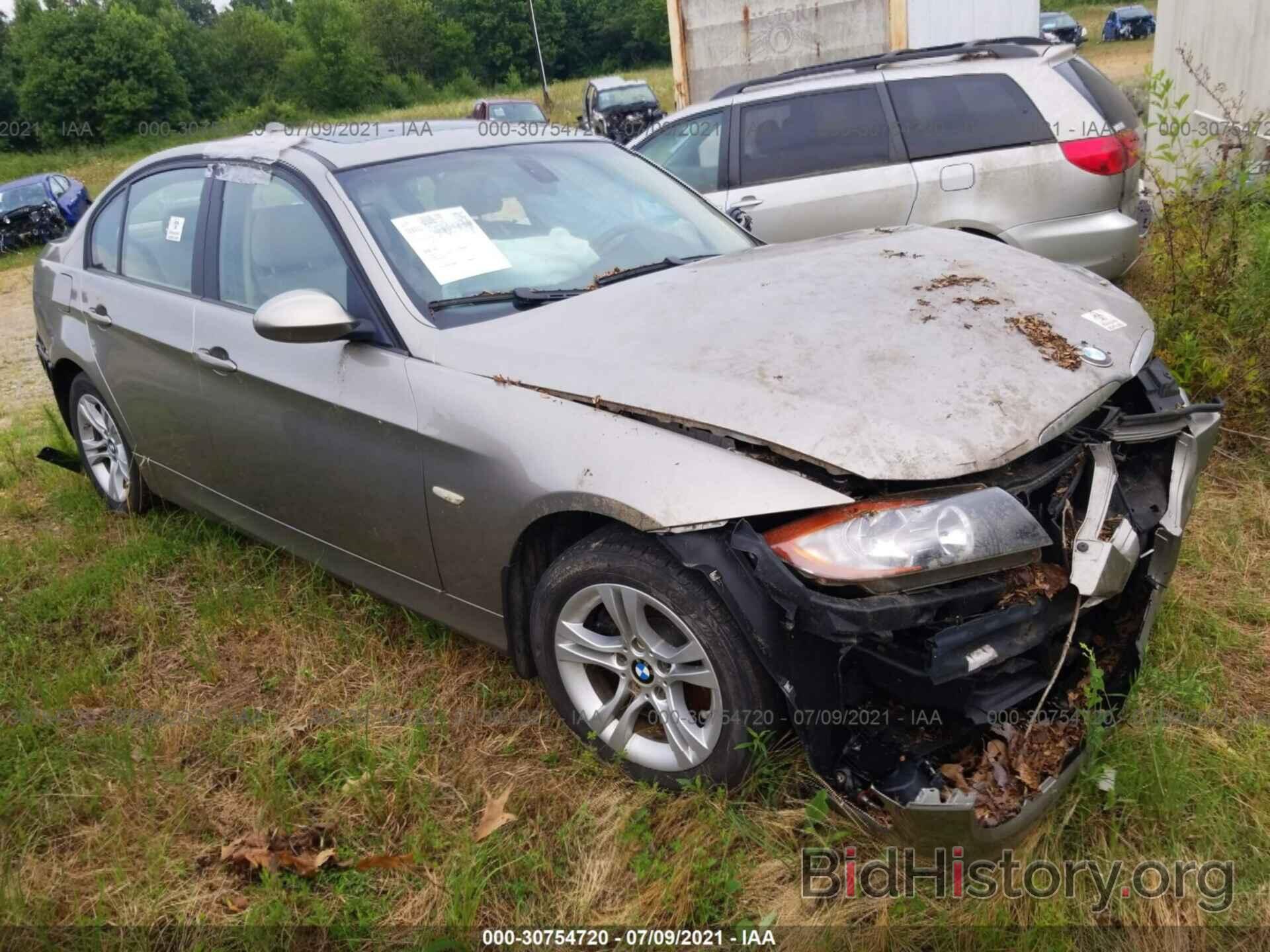 Photo WBAVA37598NL52415 - BMW 3 SERIES 2008