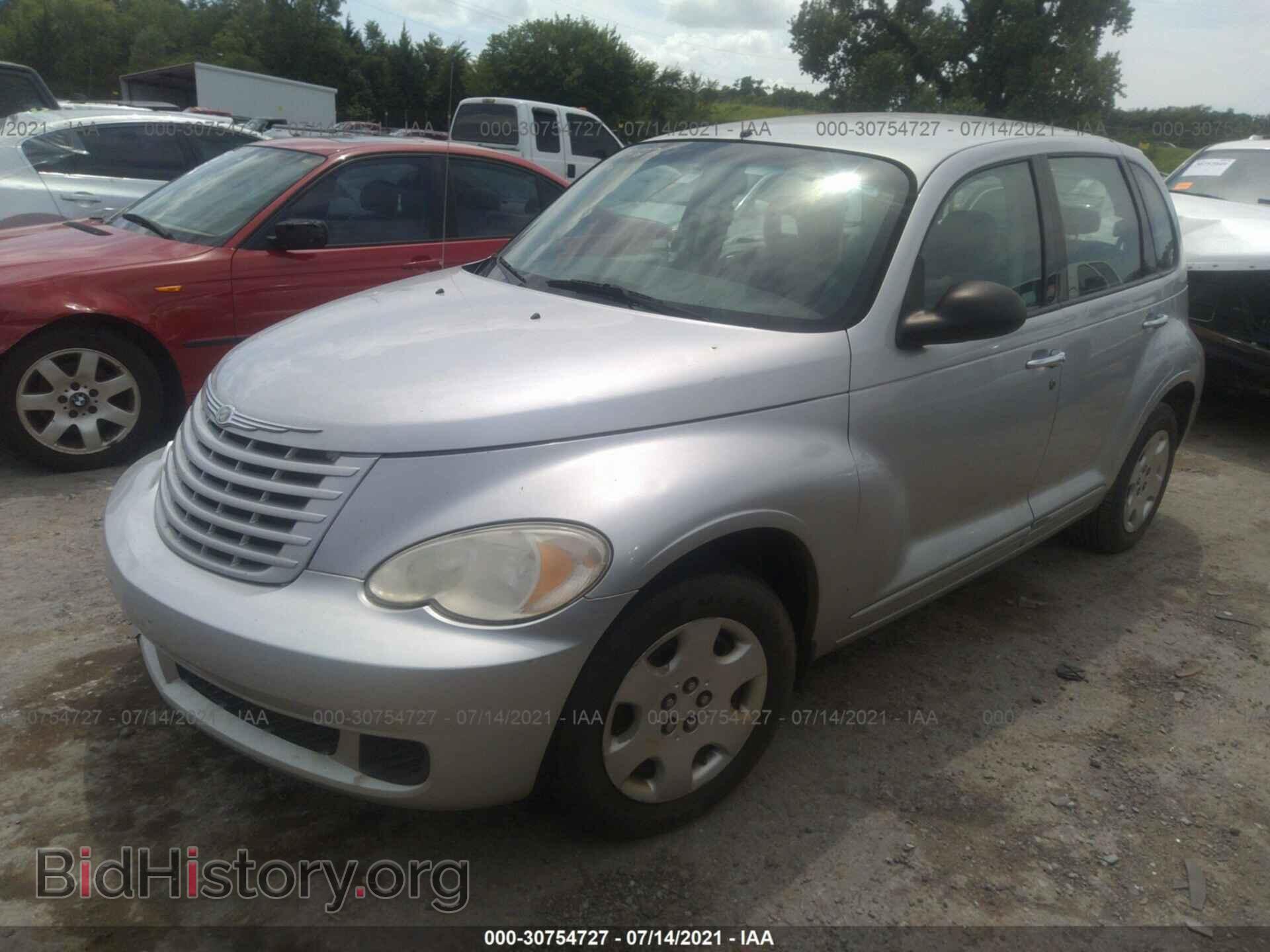 2009 CHRYSLER PT CRUISER - VIN: 3A8FY48979T527961 - Фото 2