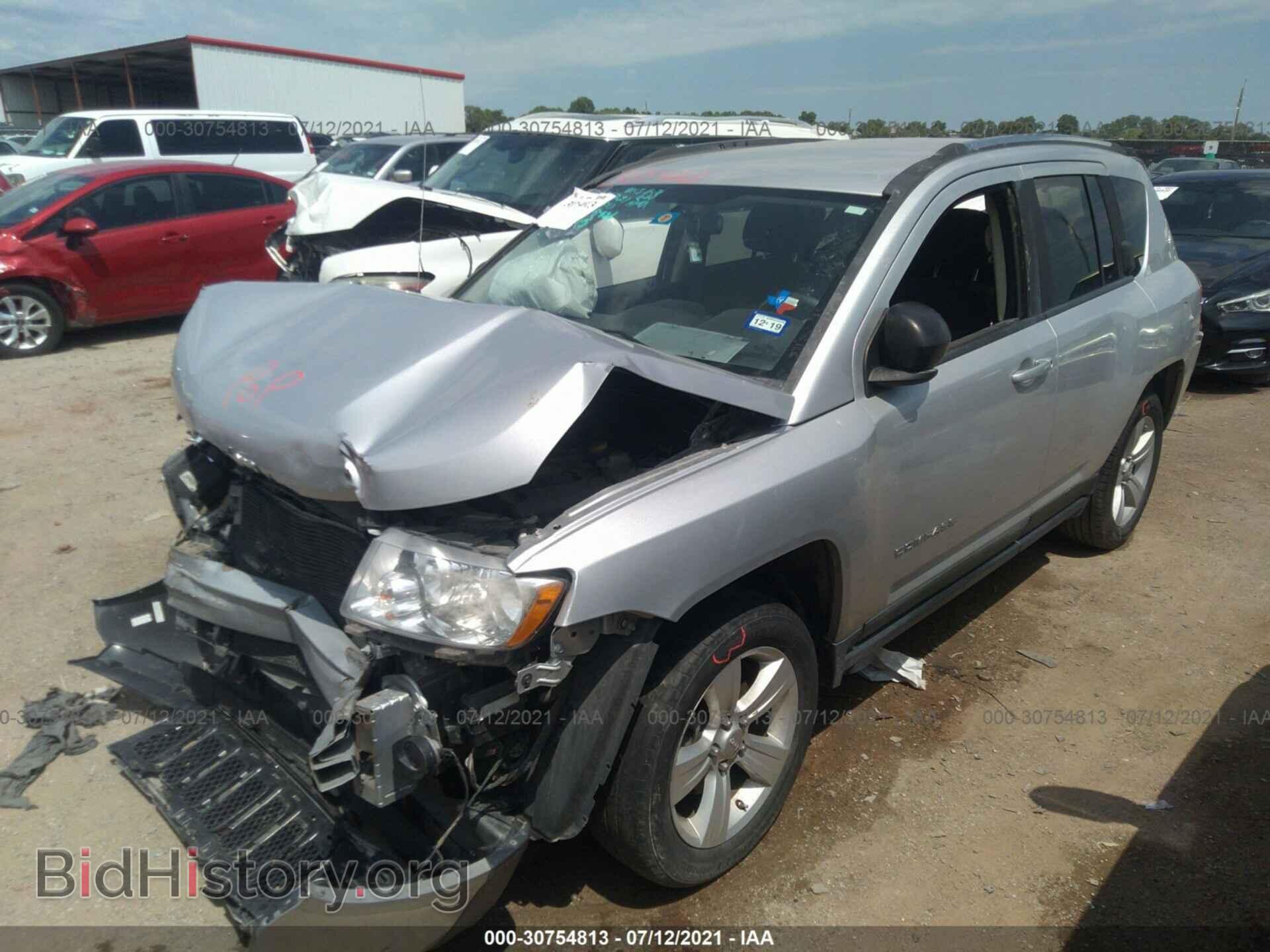 2012 JEEP COMPASS - VIN: 1C4NJCBA5CD512456 - Photo 2
