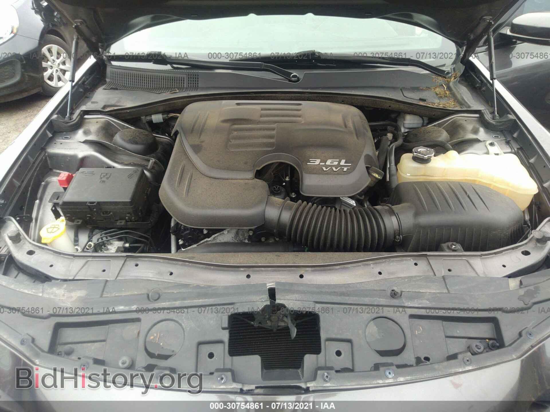 2015 CHRYSLER 300 - VIN: 2C3CCAGGXFH899505 - Фото 10