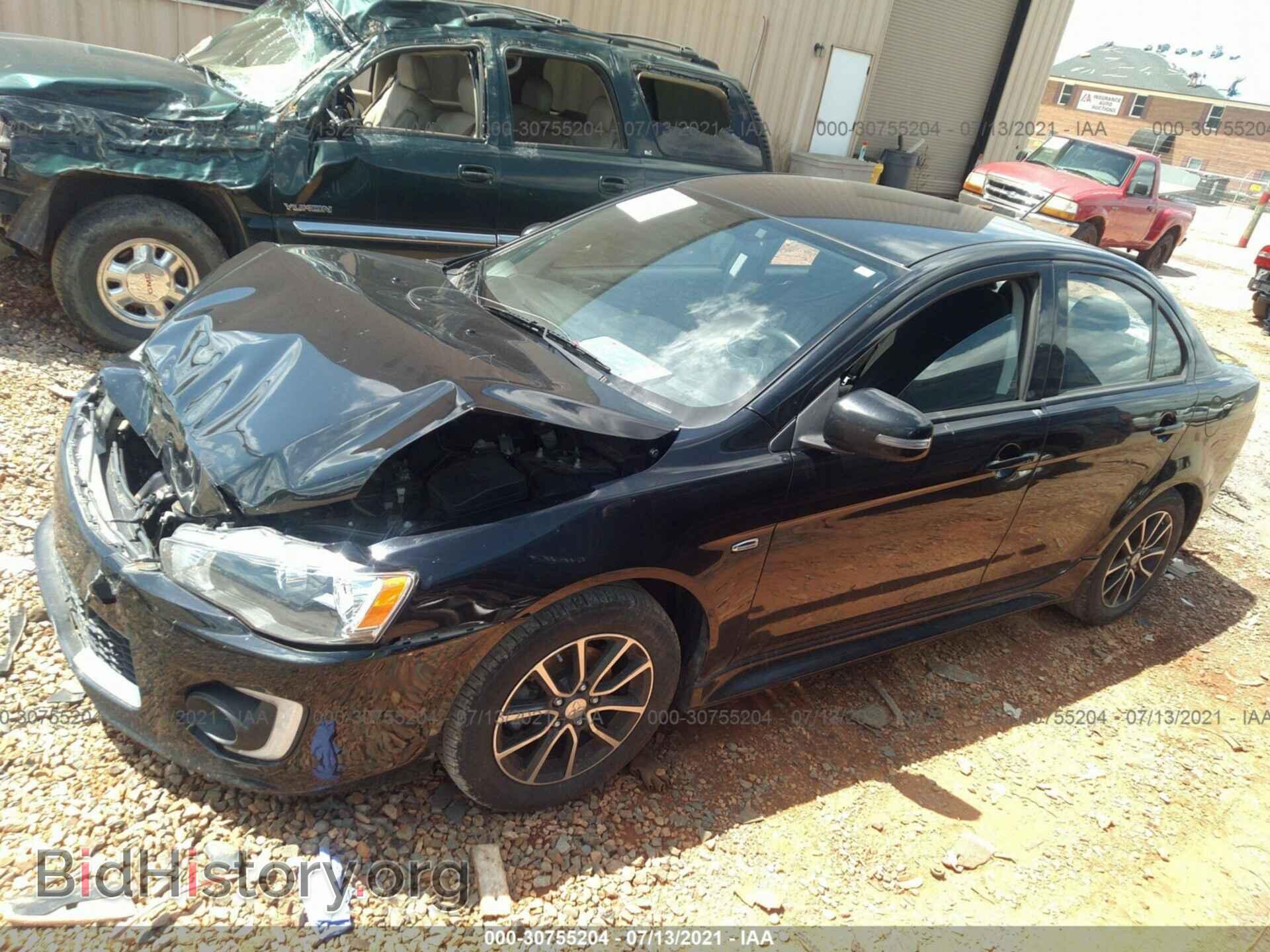 2017 MITSUBISHI LANCER - VIN: JA32U2FU9HU005946 - Фото 2