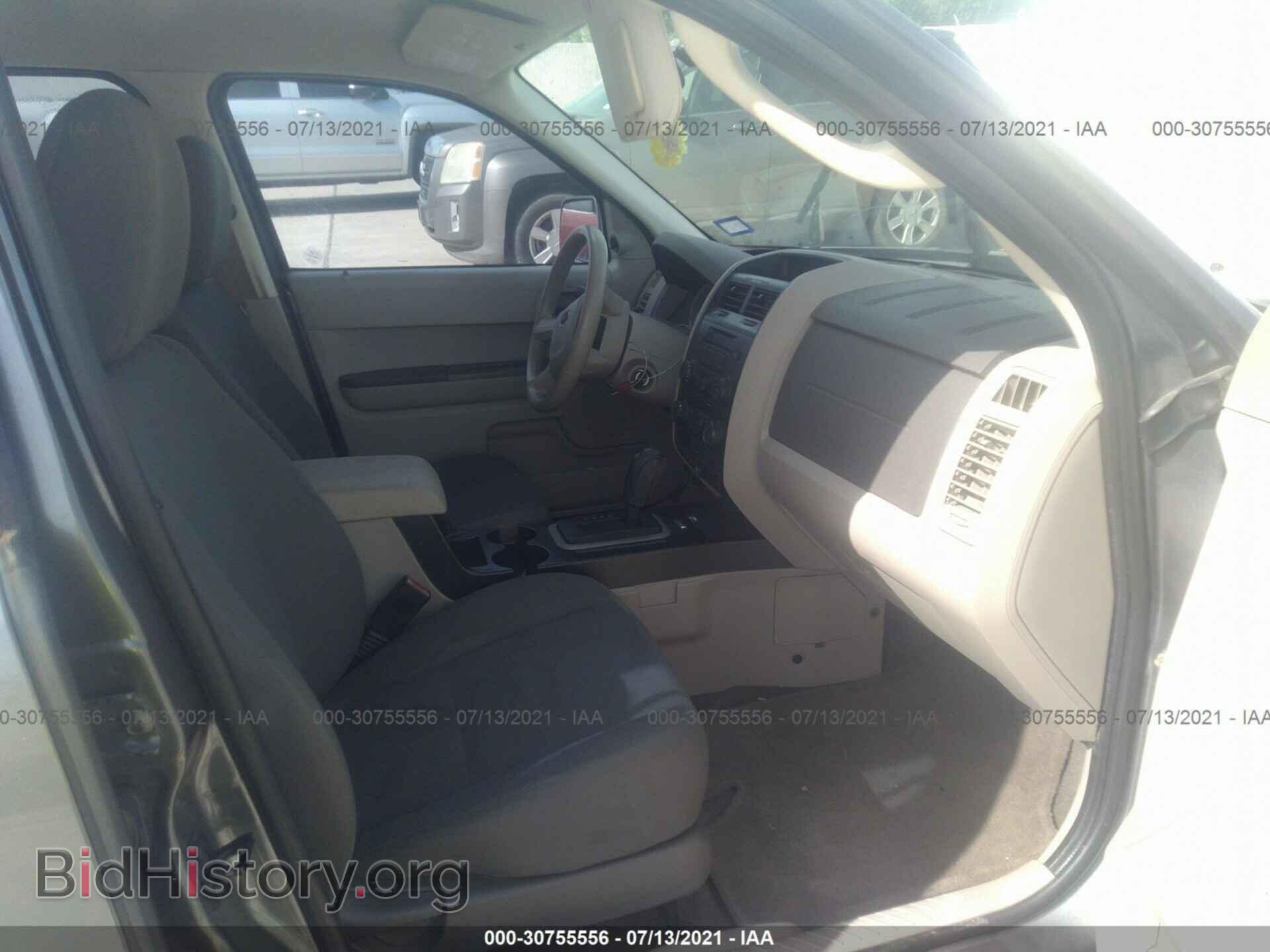 2009 FORD ESCAPE - VIN: 1FMCU02709KA64449 - Фото 5