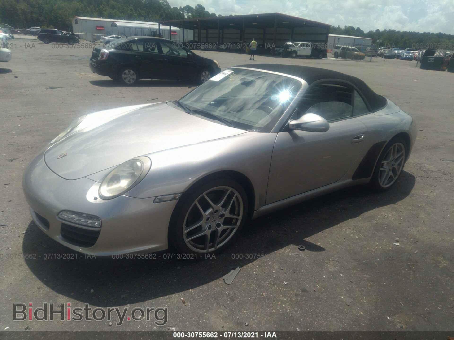 2011 PORSCHE 911 - VIN: WP0CA2A92BS740241 - Фото 2