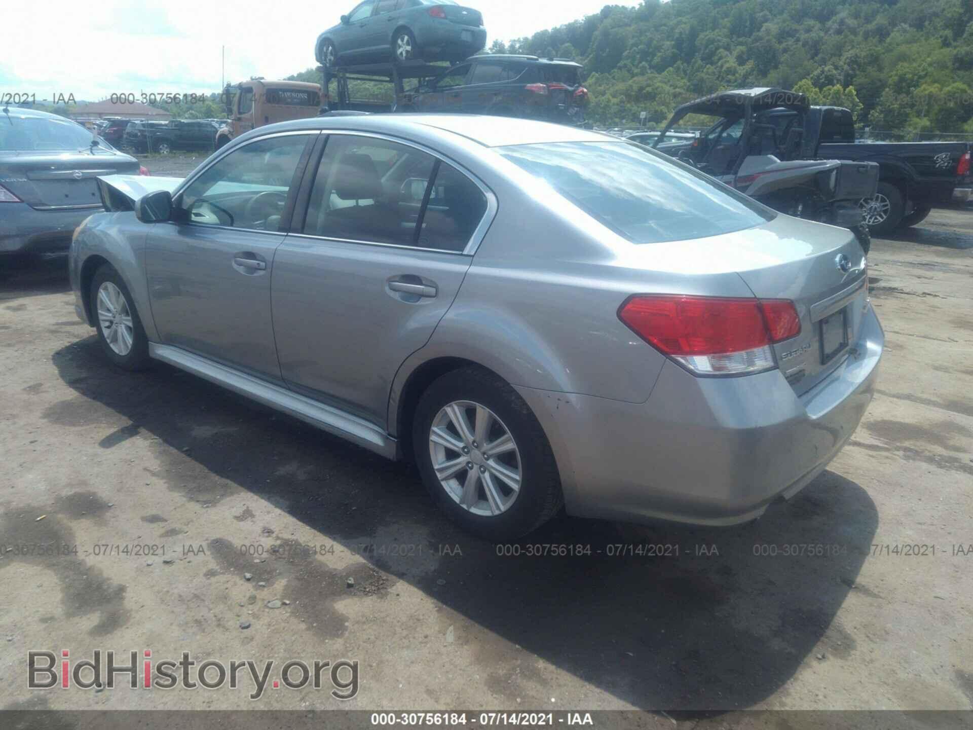 2011 SUBARU LEGACY - VIN: 4S3BMCB67B3247145 - Фото 3