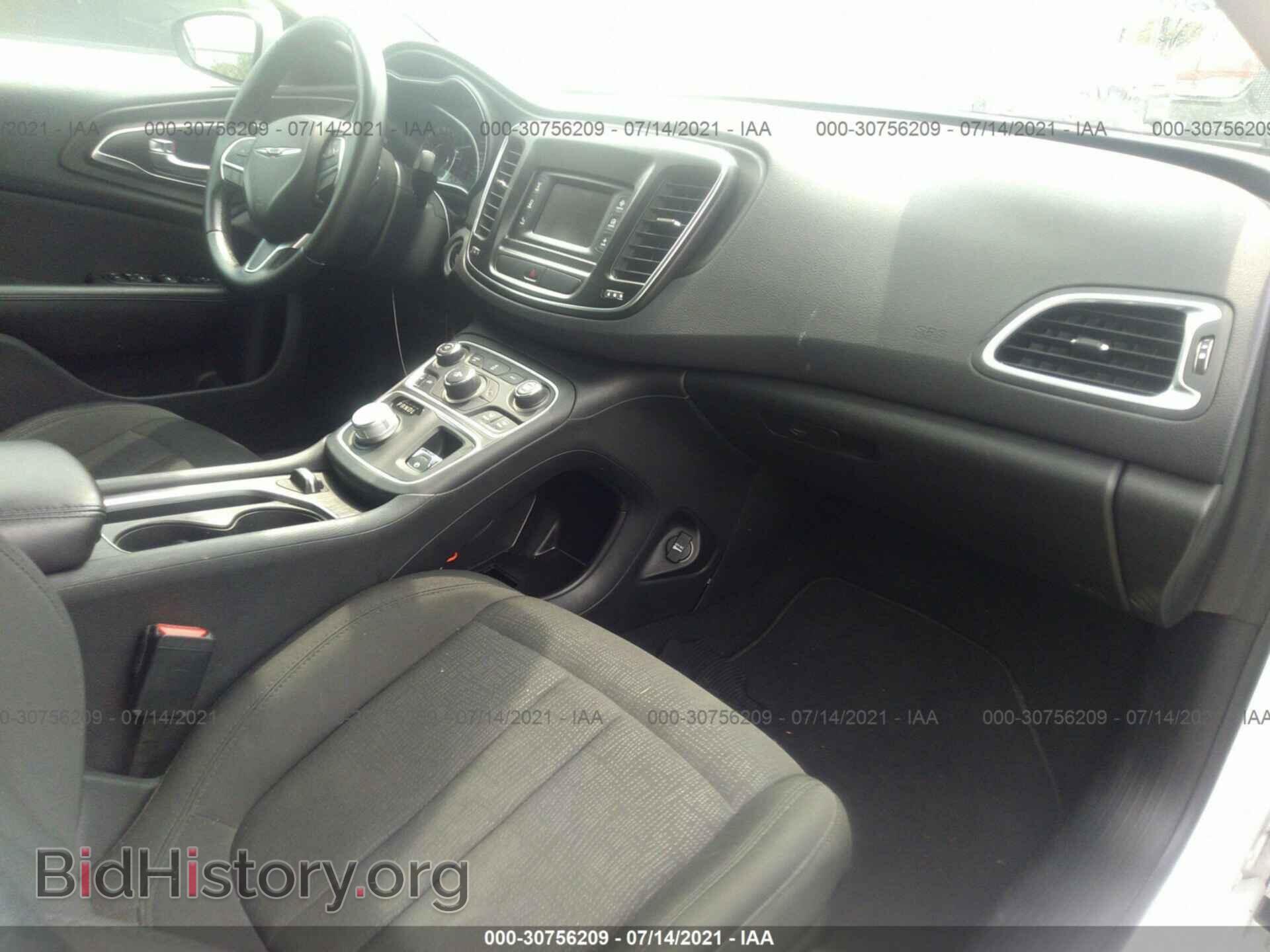 2016 CHRYSLER 200 - VIN: 1C3CCCFB5GN194167 - Фото 5
