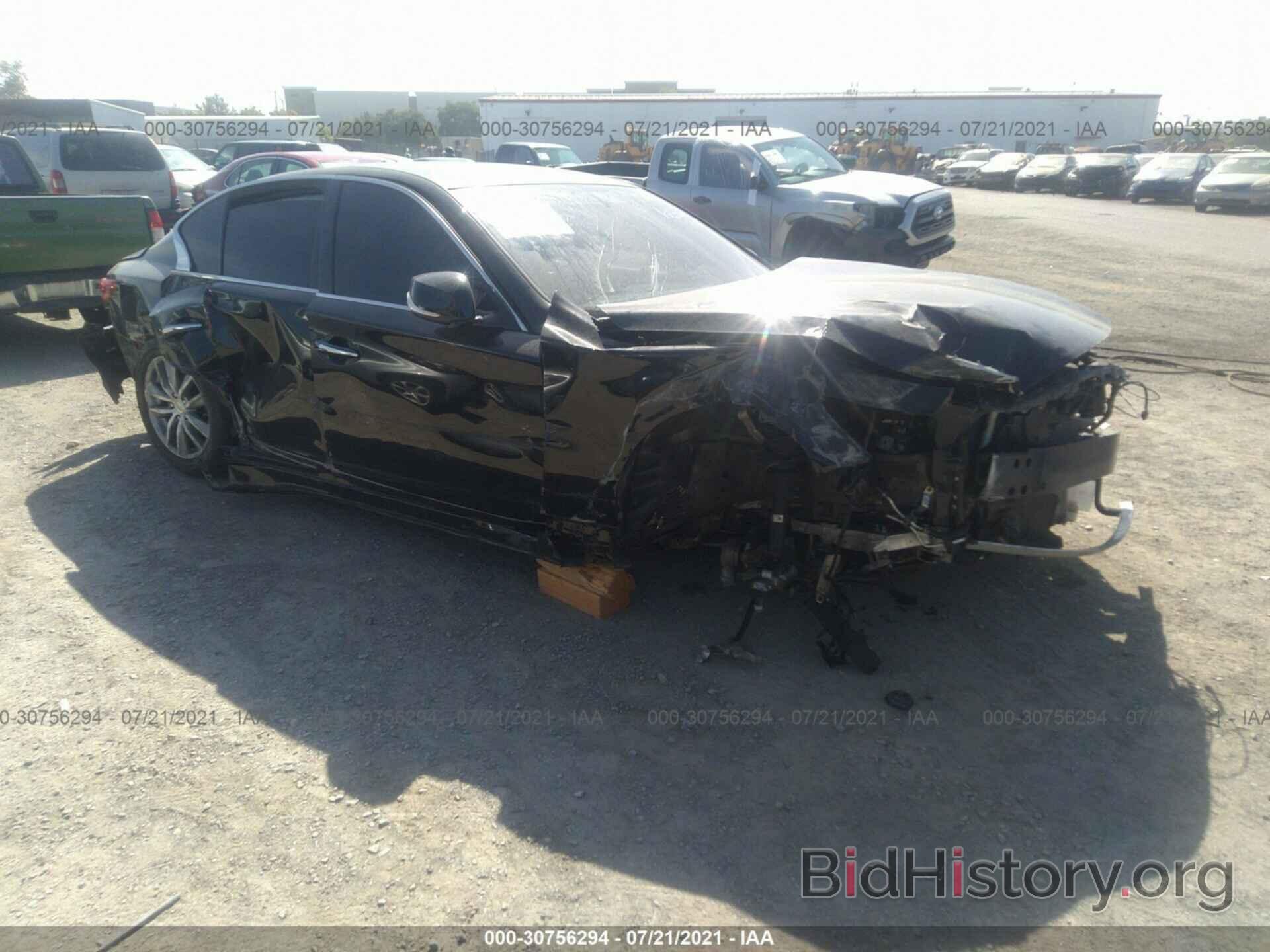 Photo JN1BV7AP5FM335743 - INFINITI Q50 2015