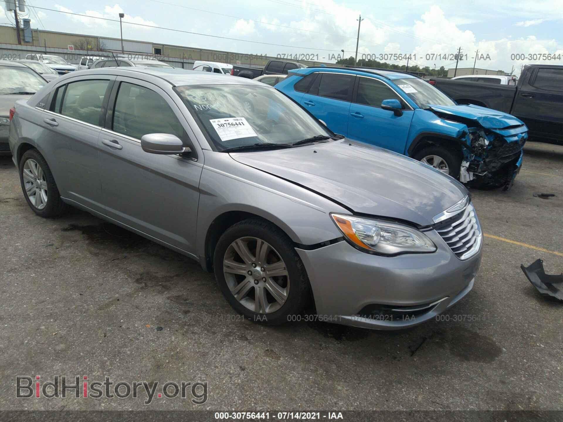 Фотография 1C3CCBBB2DN577060 - CHRYSLER 200 2013
