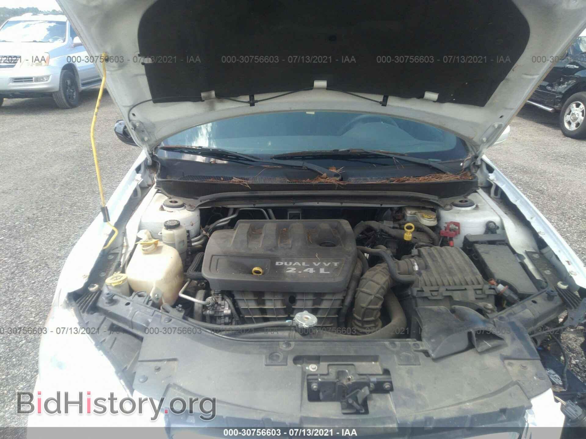 2012 CHRYSLER 200 - VIN: 1C3CCBAB6CN248524 - Фото 10