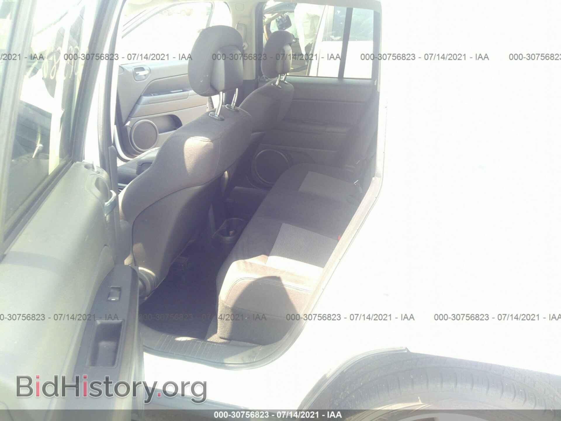 2011 JEEP COMPASS - VIN: 1J4NT1FA0BD290619 - Фото 8