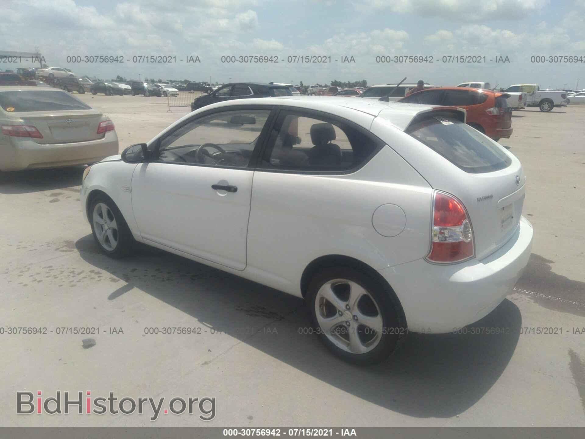 2007 HYUNDAI ACCENT - VIN: KMHCM36C27U042382 - Фото 3