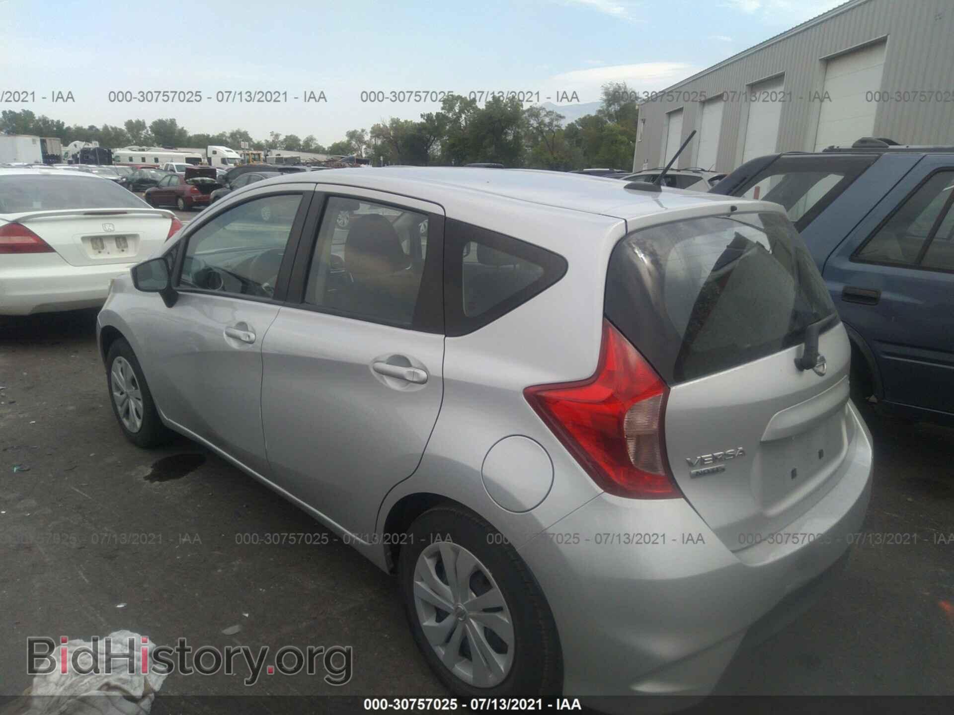 2018 NISSAN VERSA NOTE - VIN: 3N1CE2CP0JL364929 - Фото 3