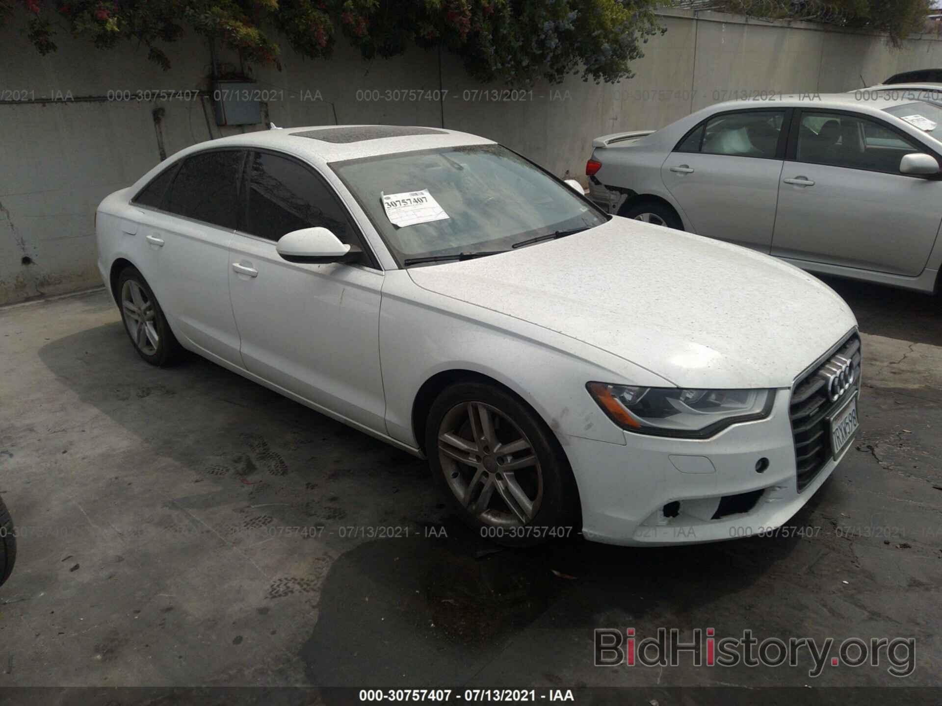 Photo WAUFGAFC8CN041204 - AUDI A6 2012