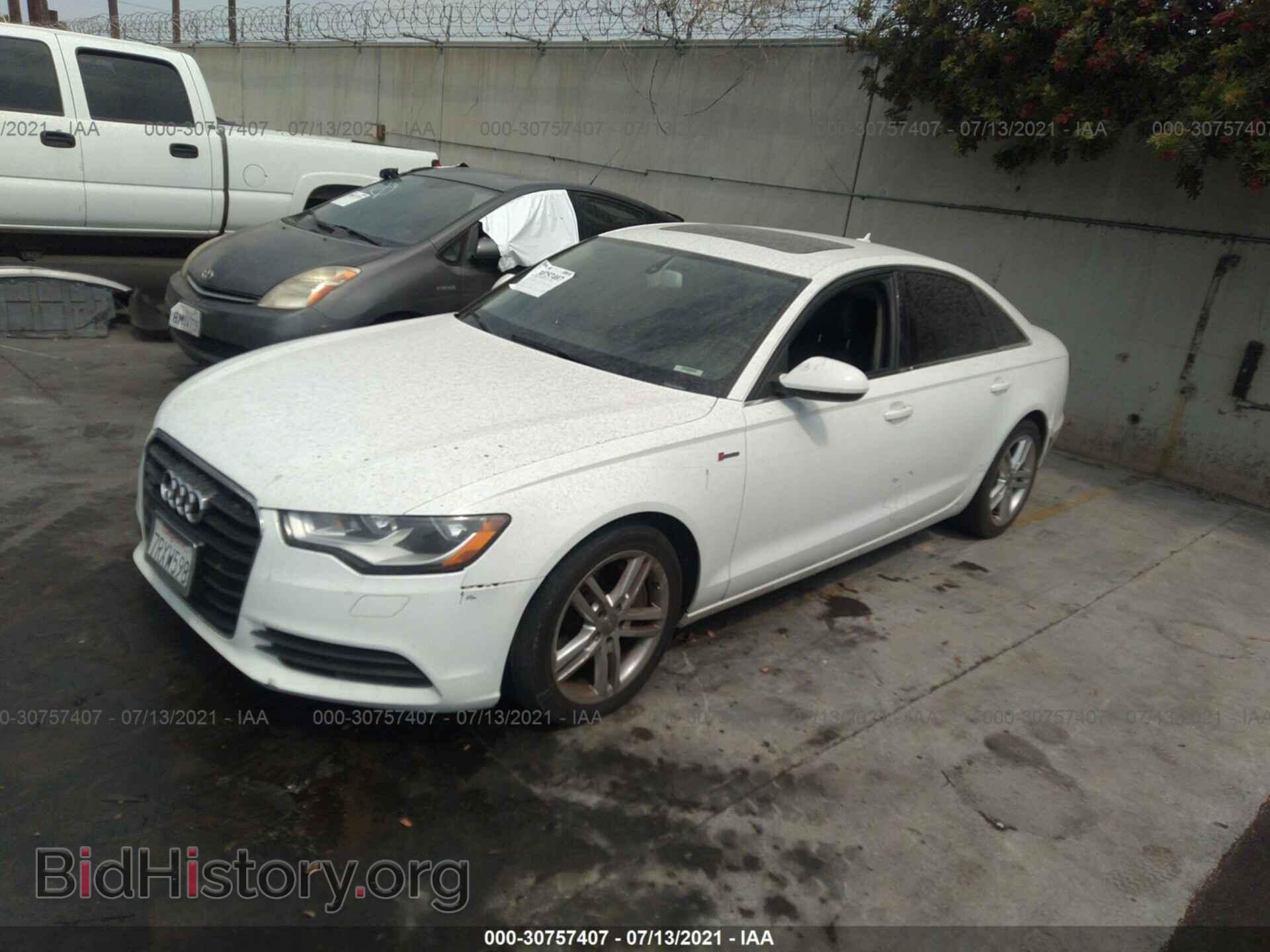 2012 AUDI A6 - VIN: WAUFGAFC8CN041204 - Фото 2