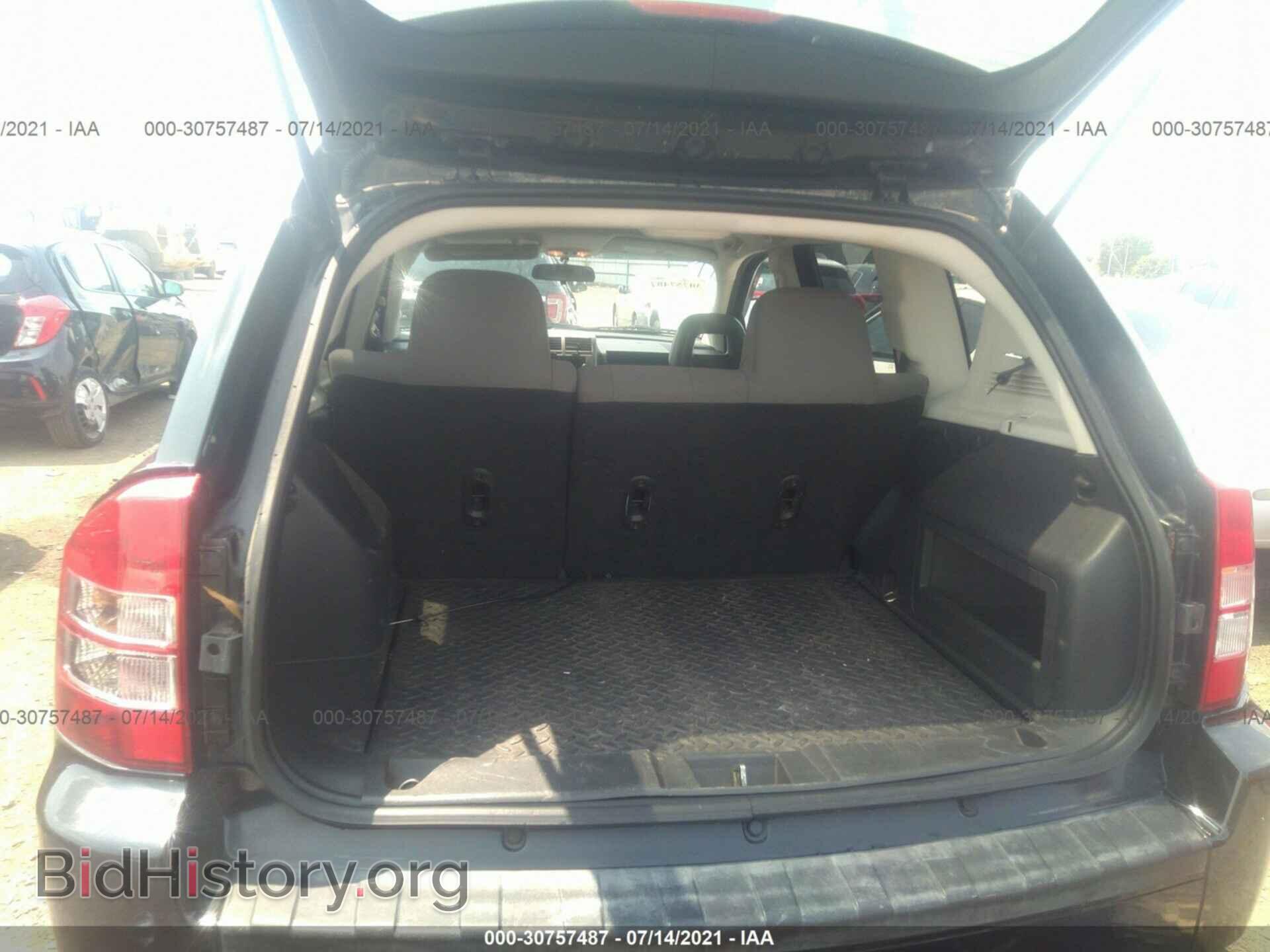 2007 JEEP COMPASS - VIN: 1J8FF47W77D160835 - Фото 8